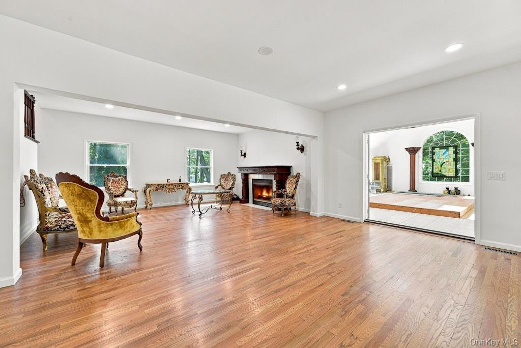 Single Family Private Road Suffolk County, NY 11933, MLS-1045233-6