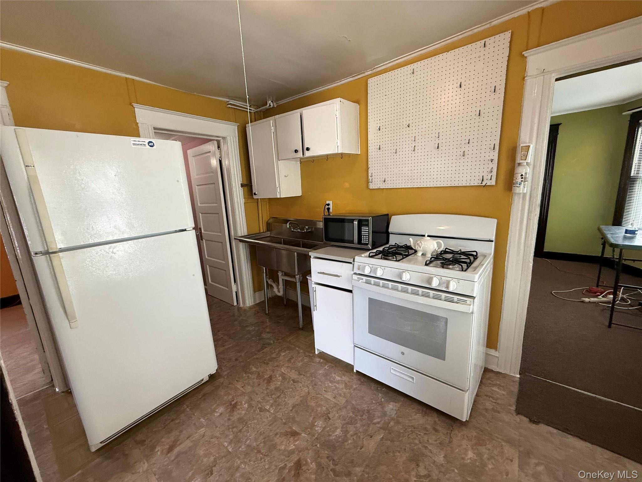 Single Family Lent Street Dutchess County, NY 12601, MLS-1045237-26