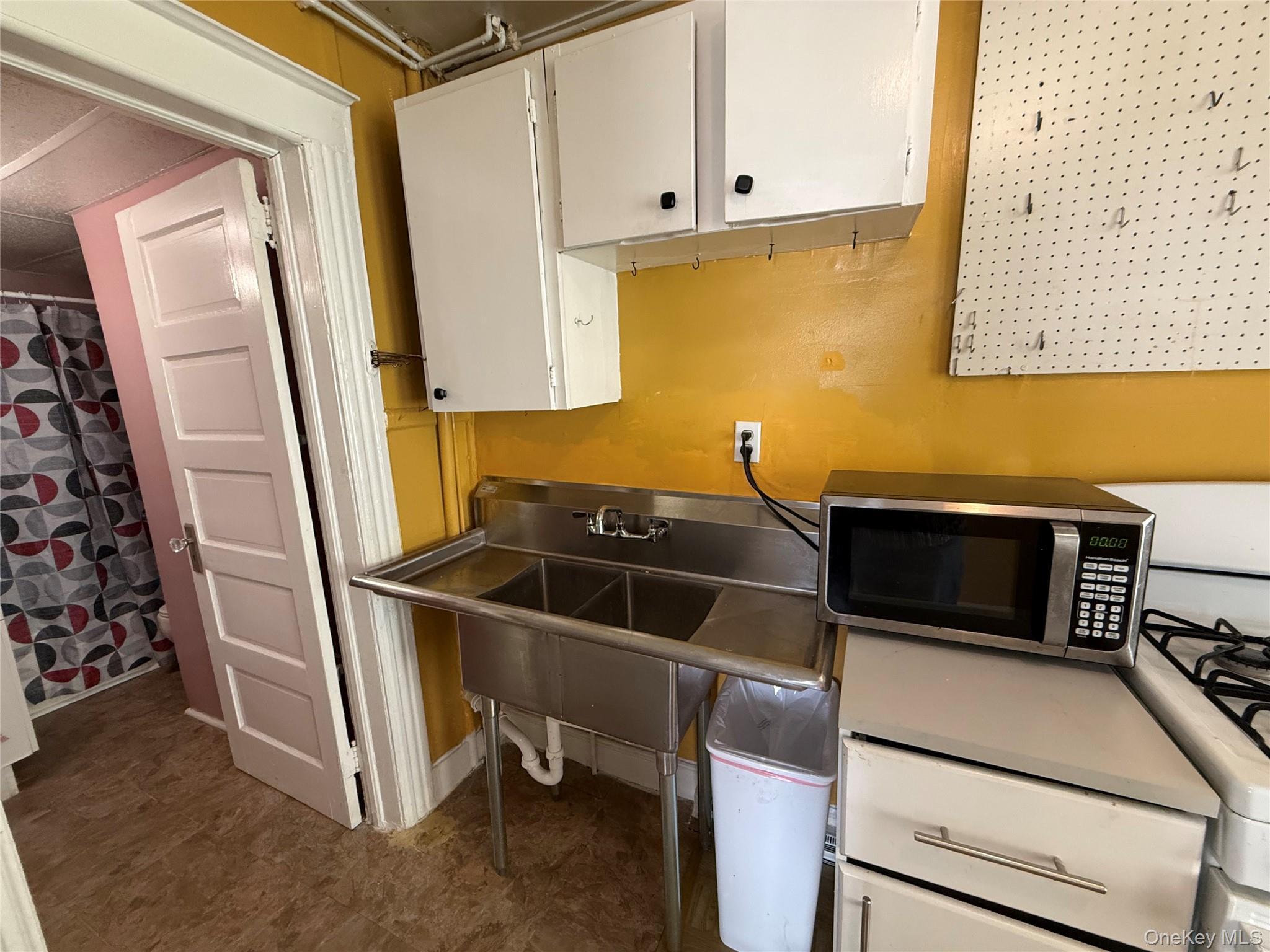 Single Family Lent Street Dutchess County, NY 12601, MLS-1045237-27
