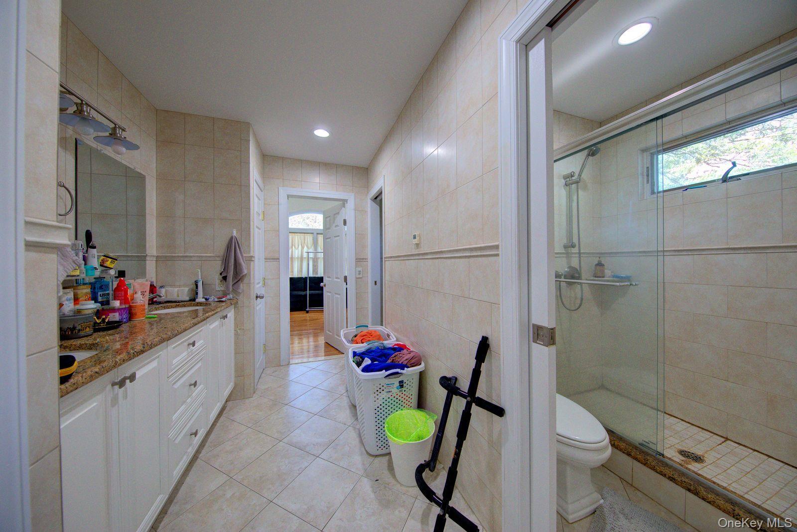 Single Family Chestnut Street Suffolk County, NY 11766, MLS-1045245-17