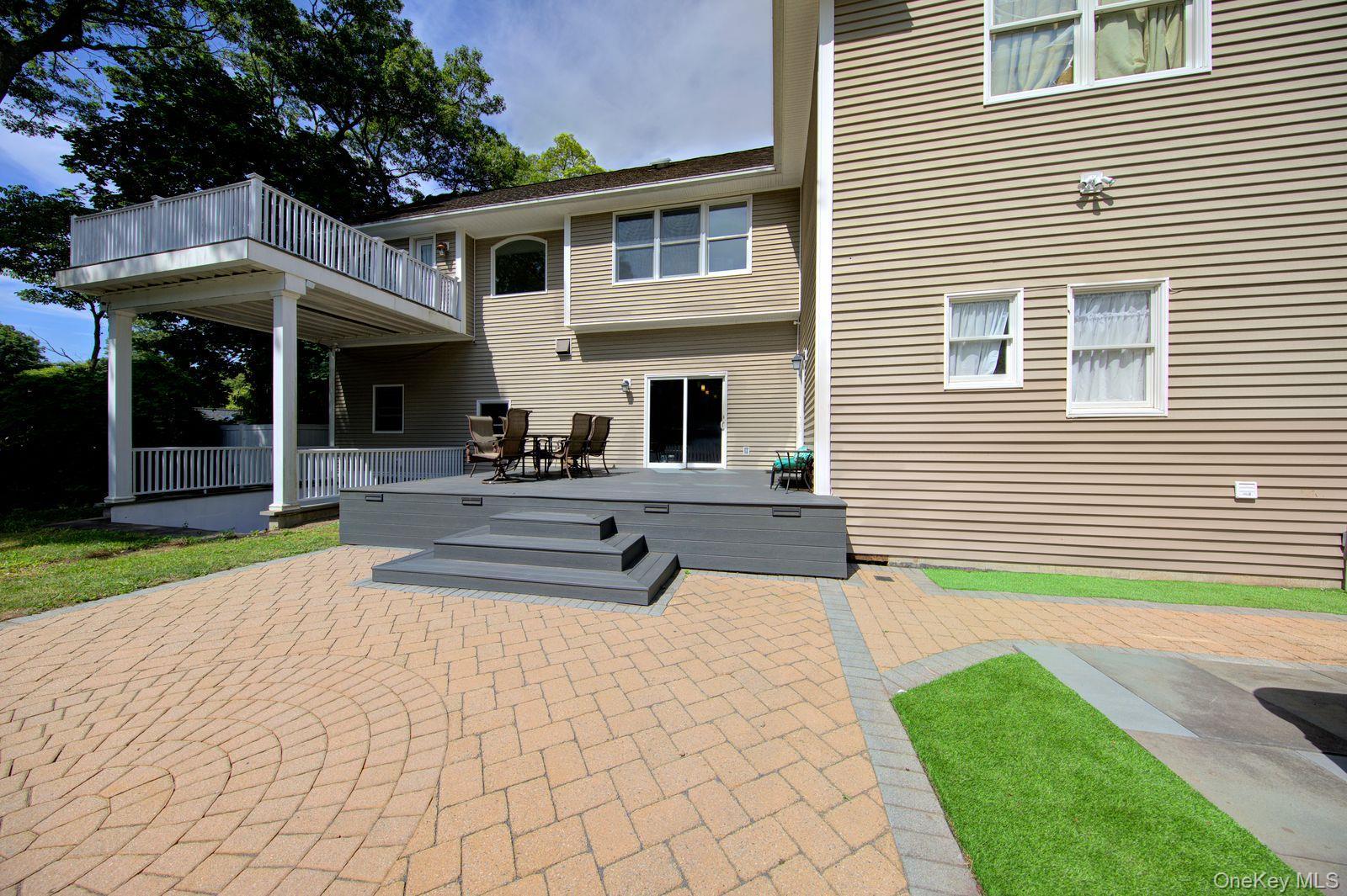 Single Family Chestnut Street  Suffolk County, NY 11766, MLS-1045245-31