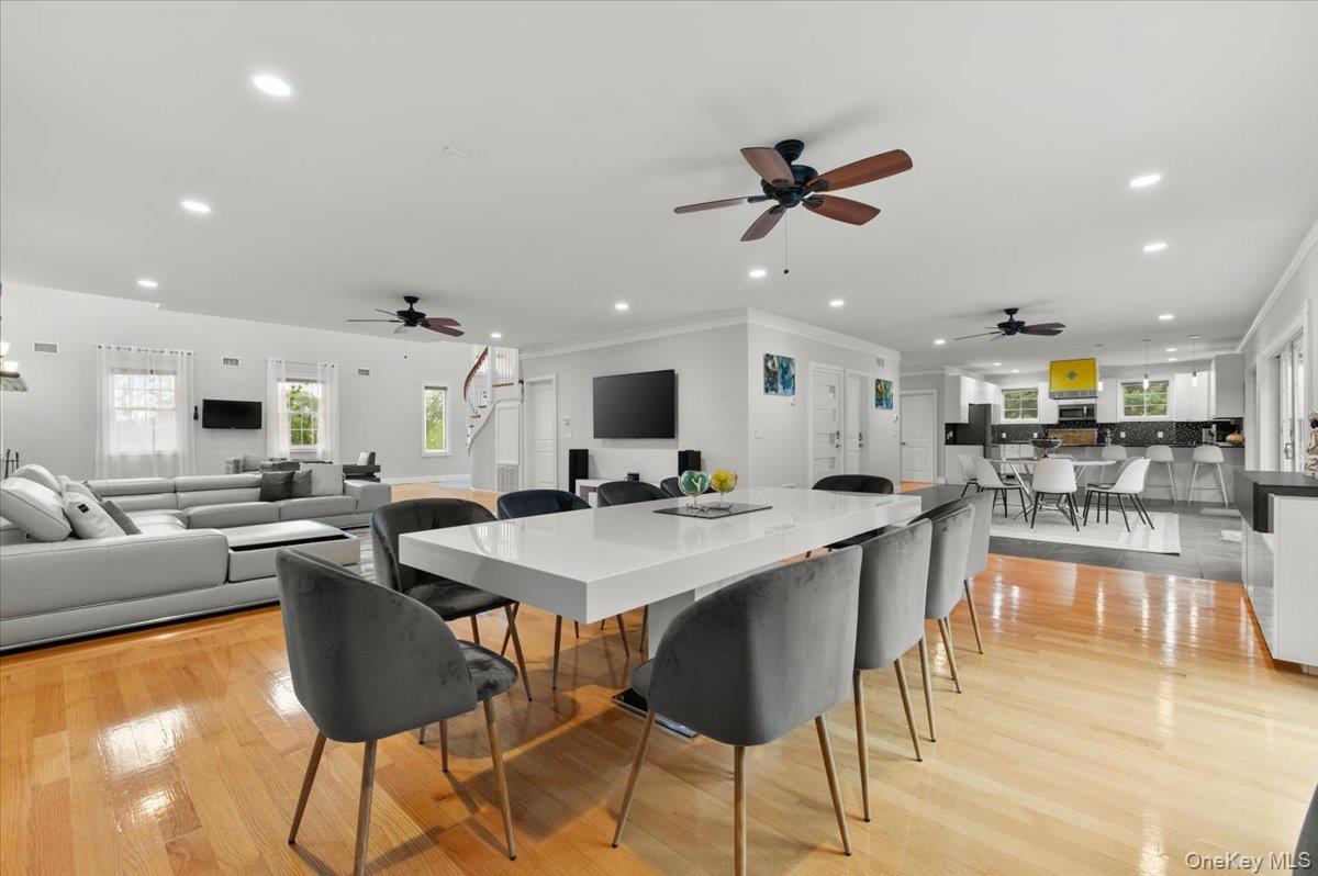 Single Family Newtown Road Suffolk County, NY 11946, MLS-1045249-10