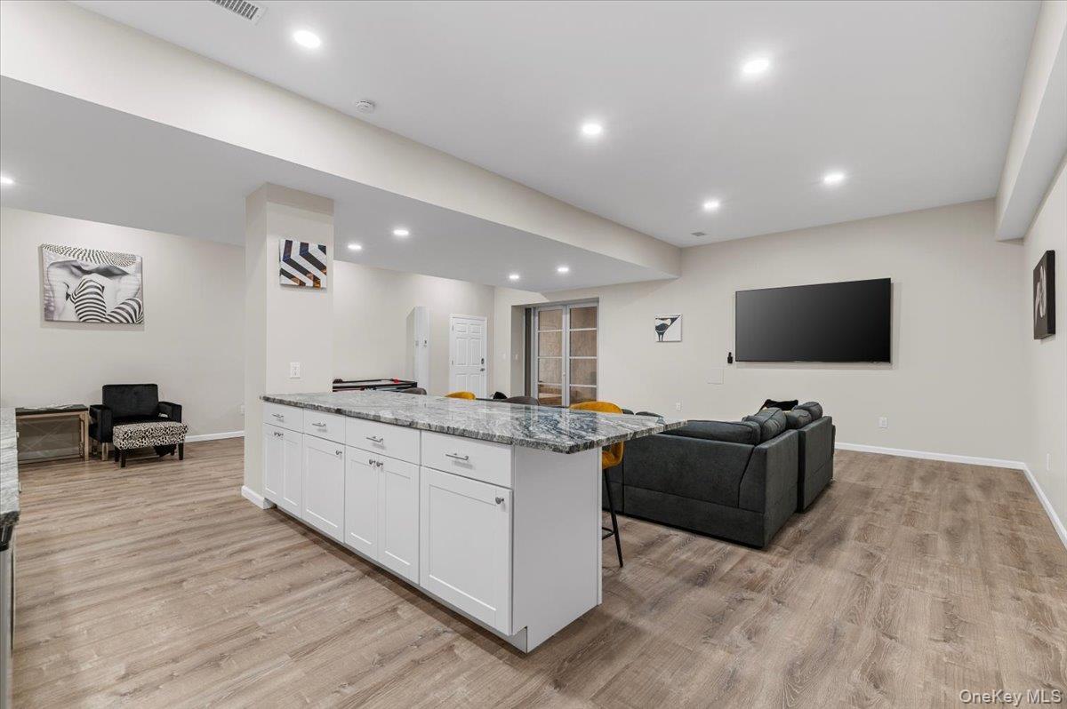 Single Family Newtown Road Suffolk County, NY 11946, MLS-1045249-33