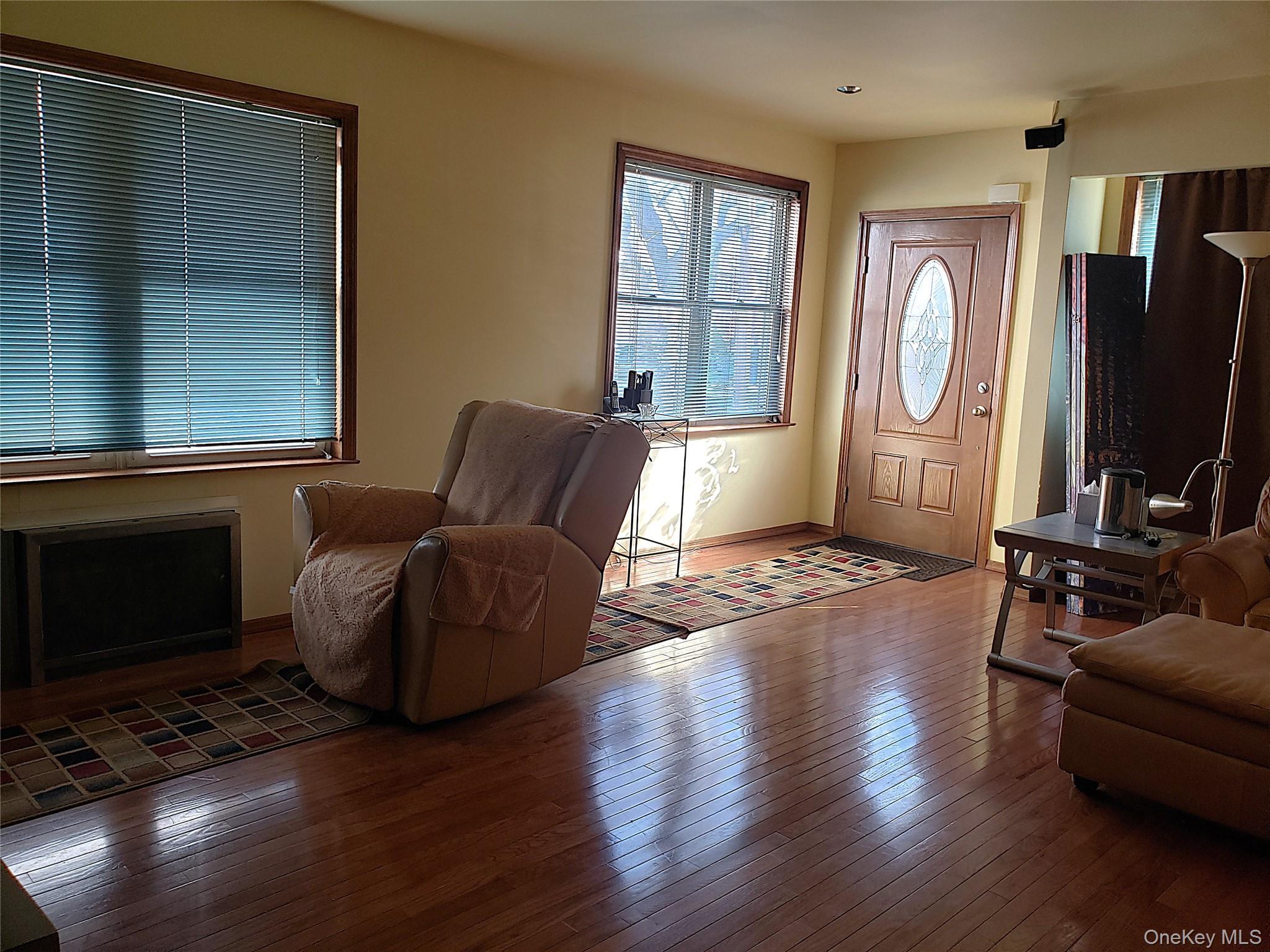 Single Family Union Turnpike Queens, NY 11385, MLS-1045250-4