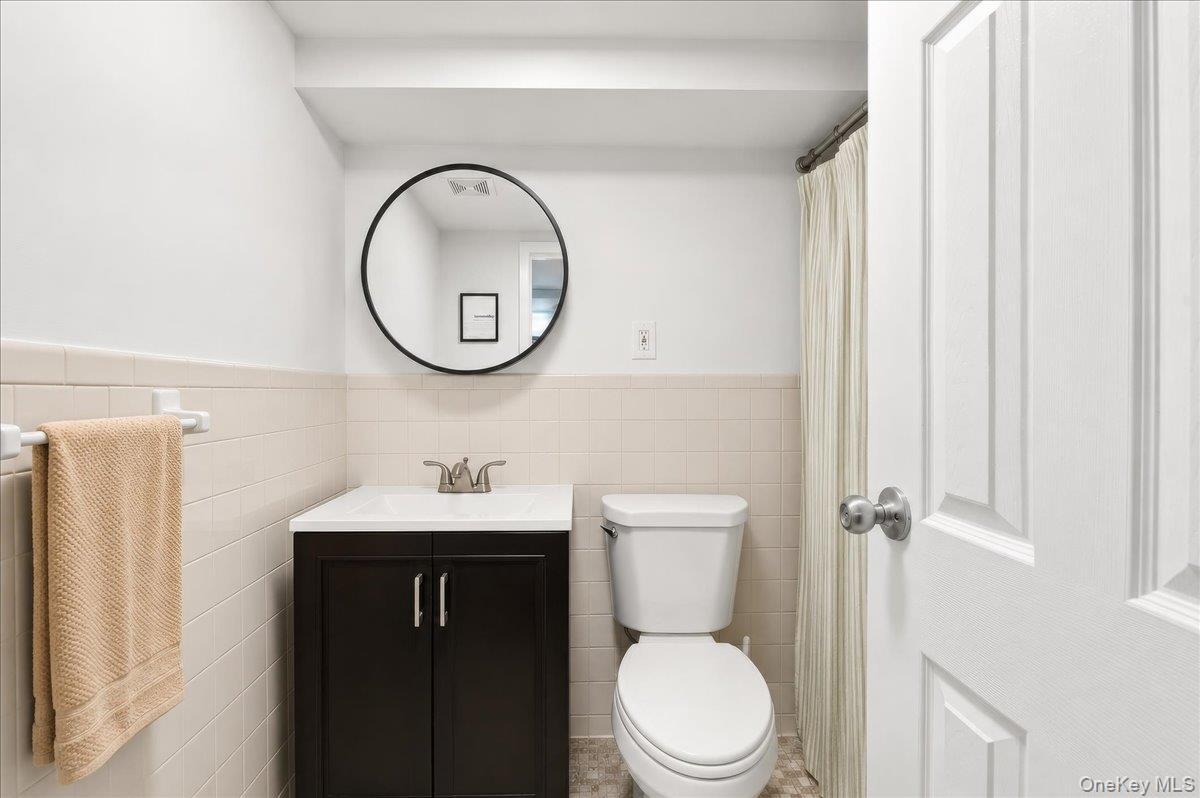Single Family Hollywood Avenue  Bronx, NY 10461, MLS-1045263-14