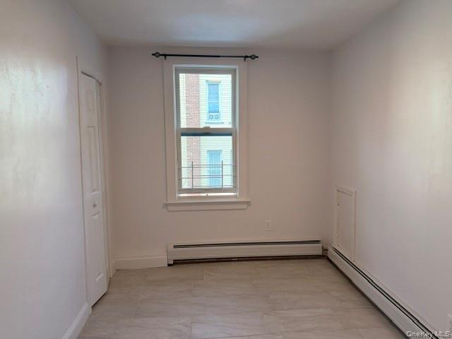 Single Family E 216th Street Bronx, NY 10469, MLS-1045273-11