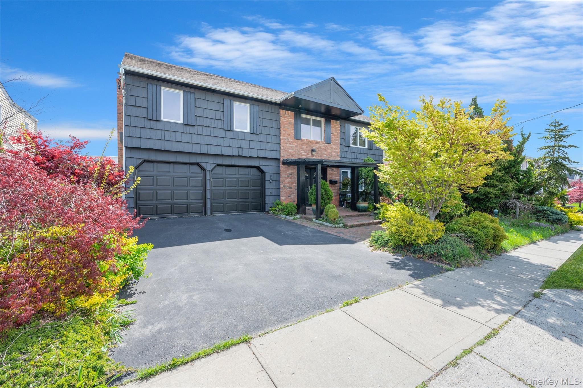 Single Family Sally Lane Nassau County, NY 11572, MLS-1045278-24