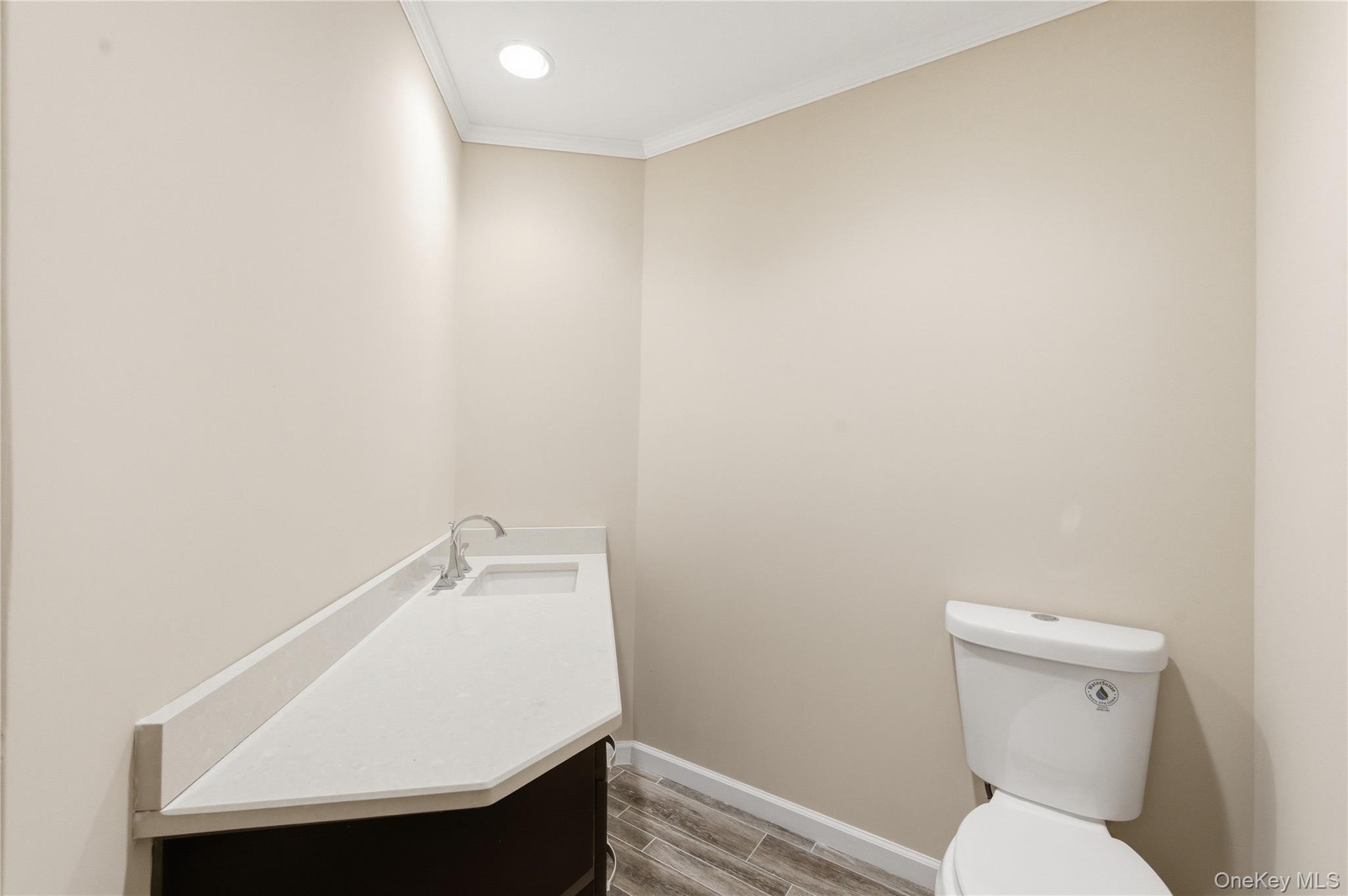 Single Family Sally Lane Nassau County, NY 11572, MLS-1045278-9