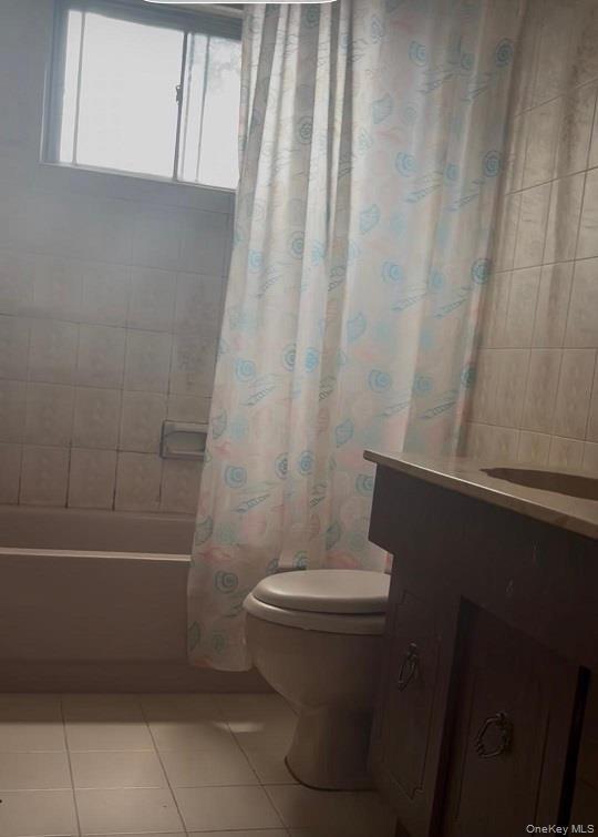 Single Family Cherokee Street Nassau County, NY 11758, MLS-1045287-12