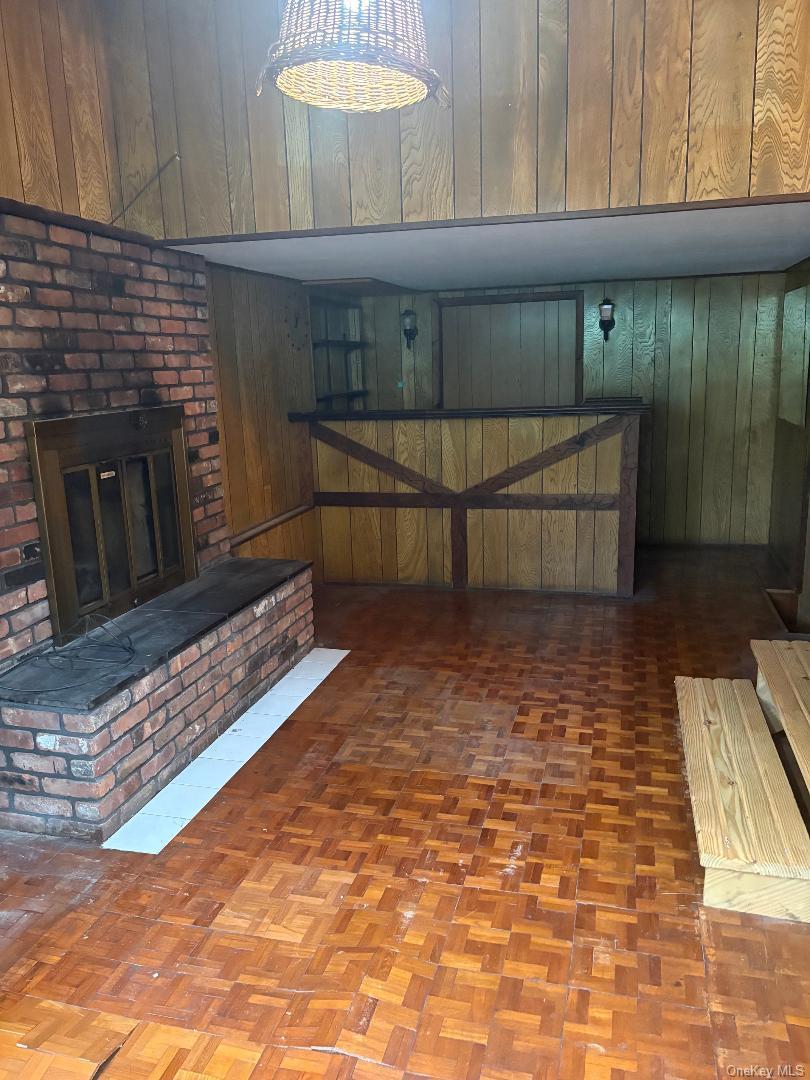 Single Family Cherokee Street Nassau County, NY 11758, MLS-1045287-6