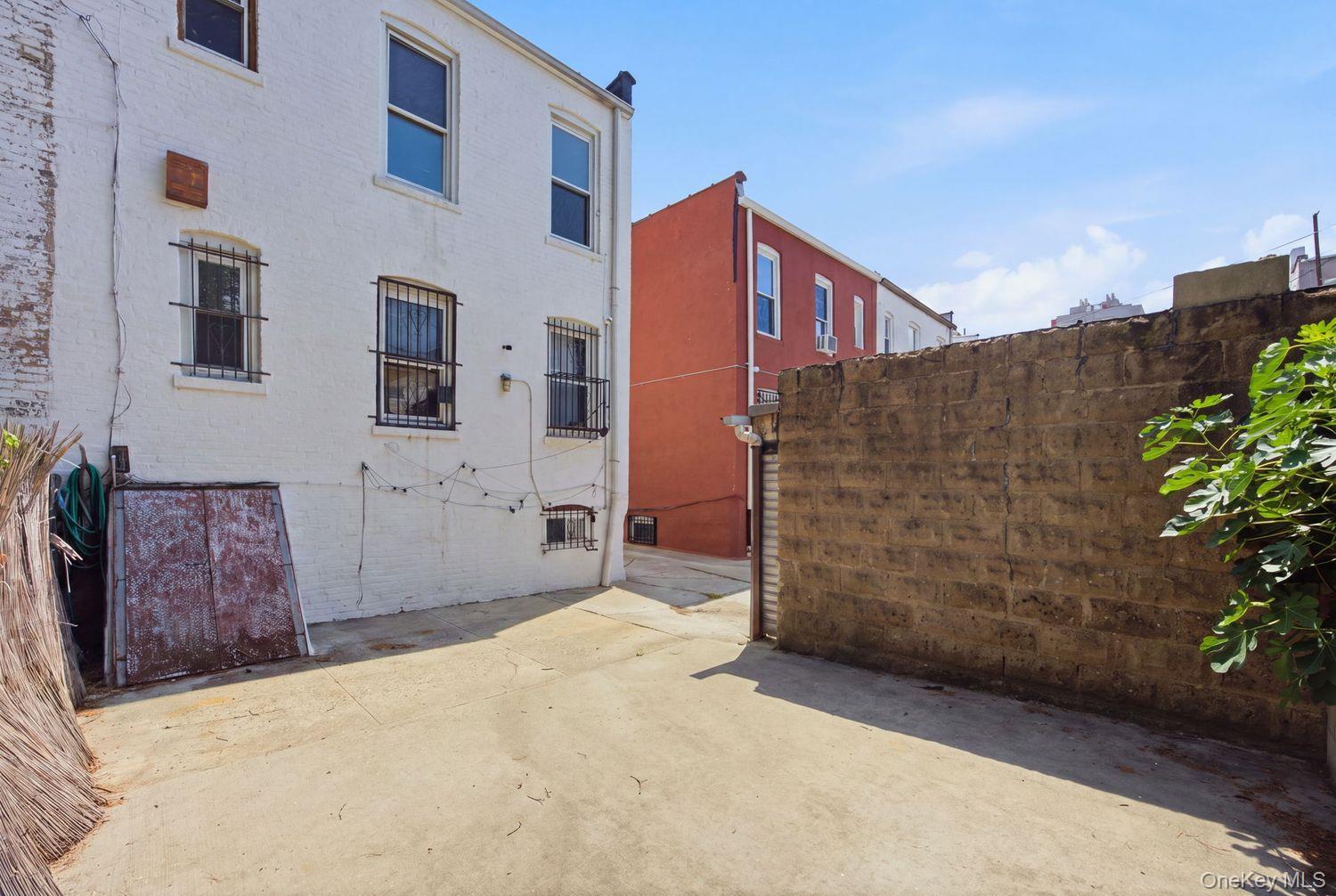 Single Family Stockholm Street Brooklyn, NY 11237, MLS-1045288-25