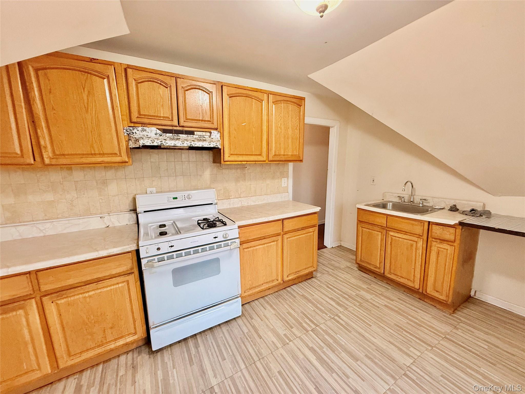 Single Family 118th Street Queens, NY 11419, MLS-1045290-28