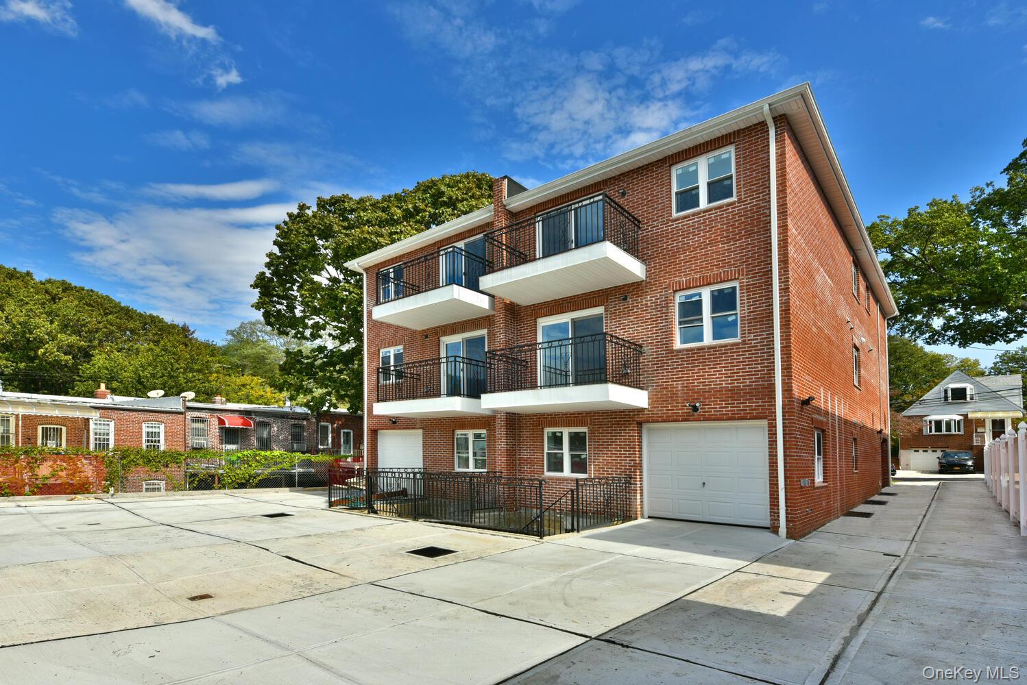 Single Family 163rd Street  Queens, NY 11365, MLS-1045291-2