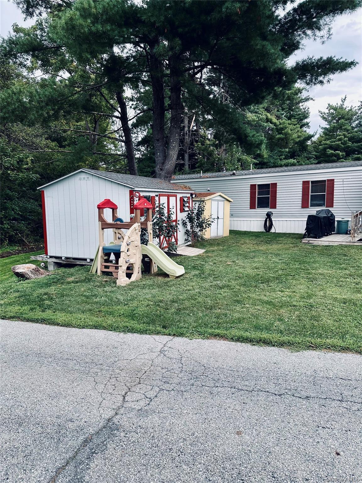 Single Family Water Loop  Dutchess County, NY 12569, MLS-1045313-2