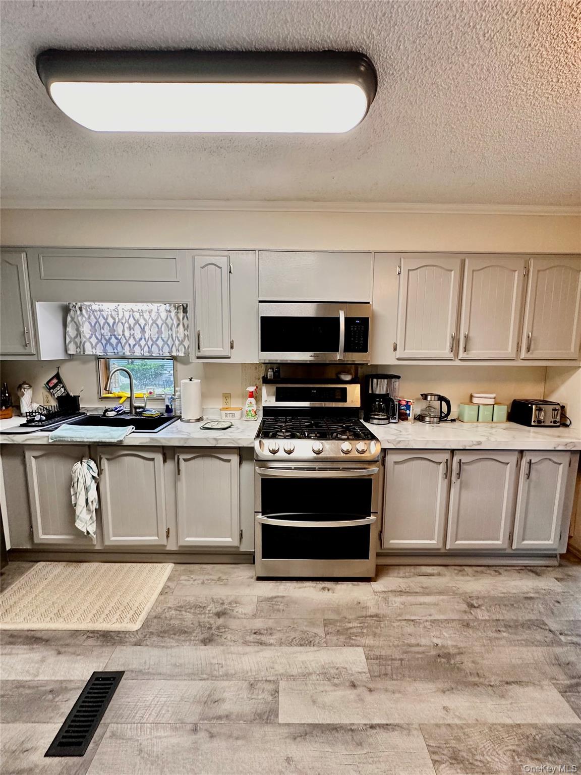 Single Family Water Loop  Dutchess County, NY 12569, MLS-1045313-6