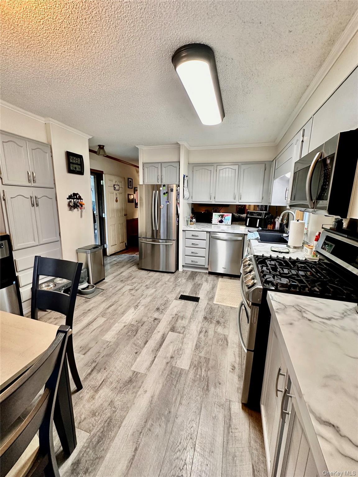 Single Family Water Loop  Dutchess County, NY 12569, MLS-1045313-7