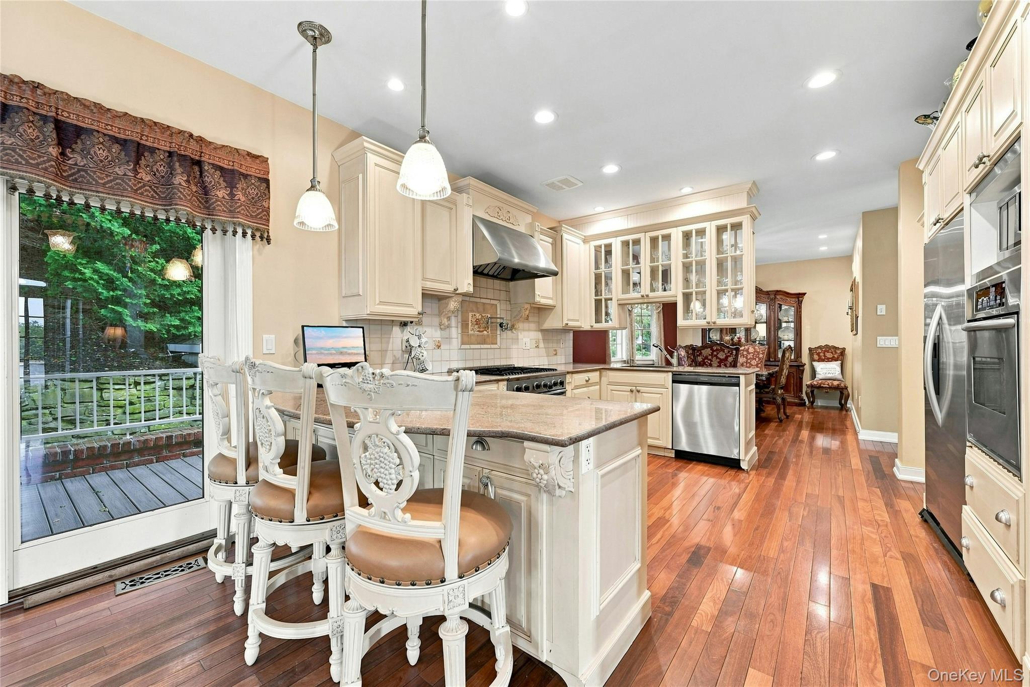 Single Family Shore Road  Suffolk County, NY 11790, MLS-1045318-17