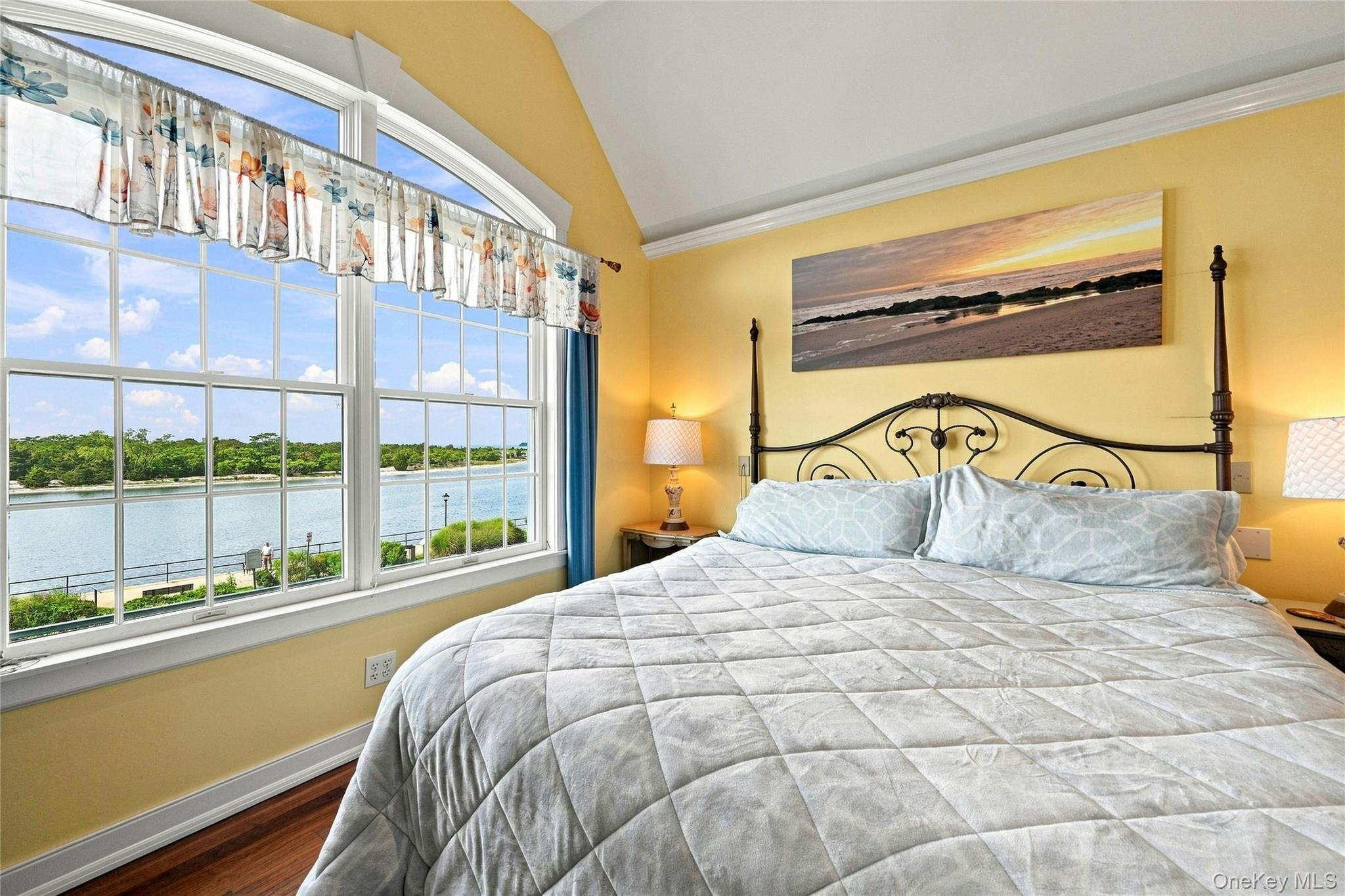 Single Family Shore Road  Suffolk County, NY 11790, MLS-1045318-23