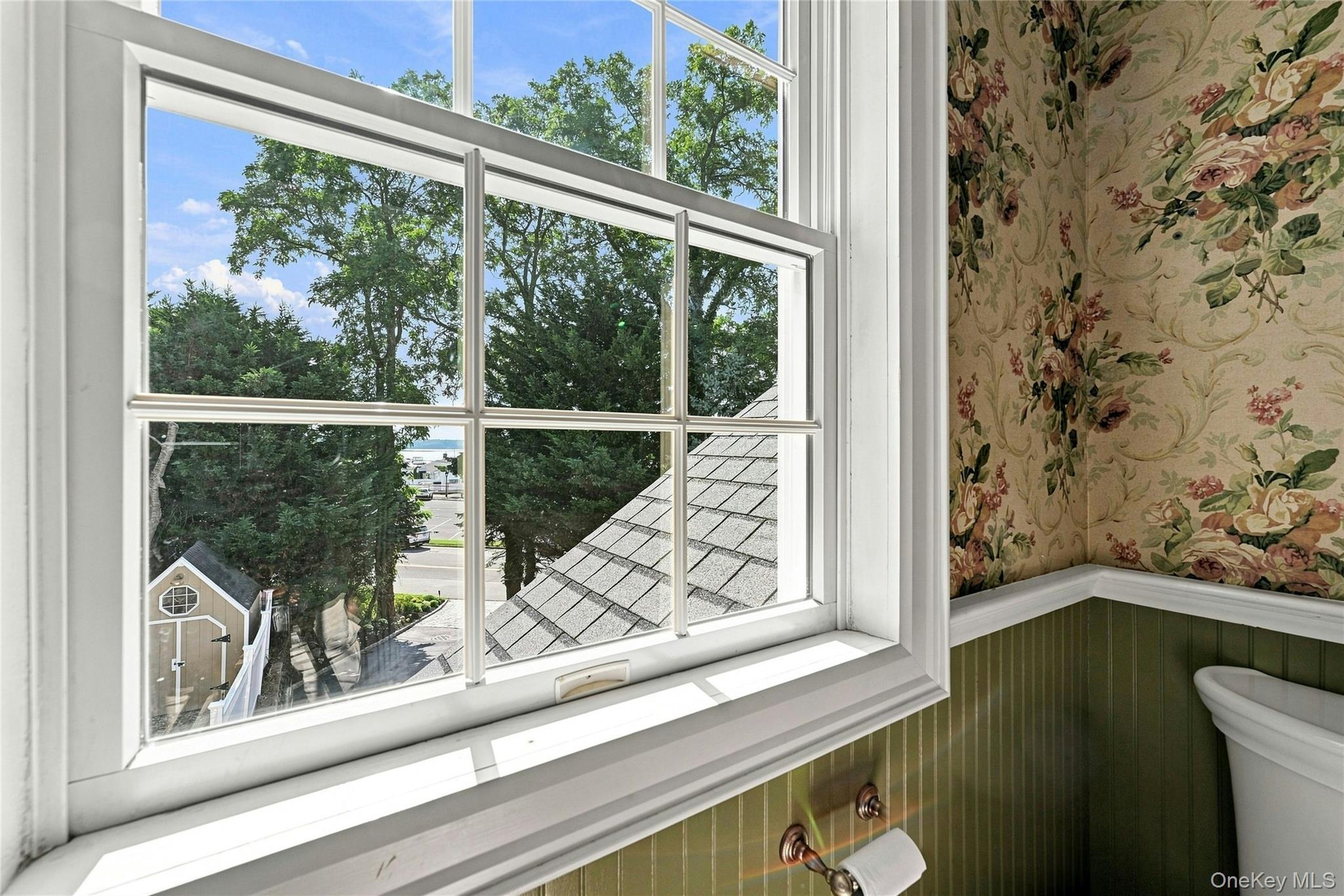 Single Family Shore Road  Suffolk County, NY 11790, MLS-1045318-27