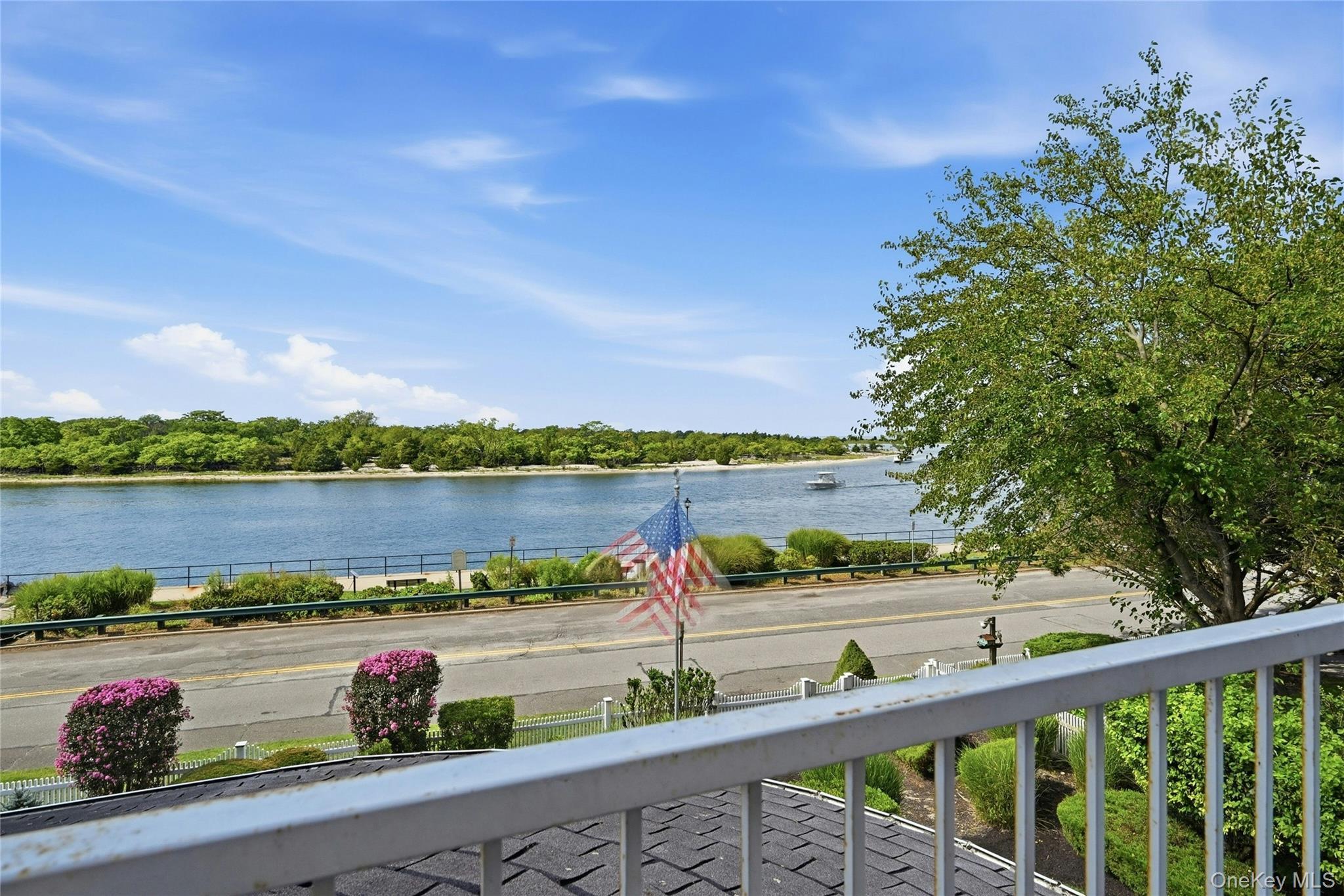 Single Family Shore Road  Suffolk County, NY 11790, MLS-1045318-37