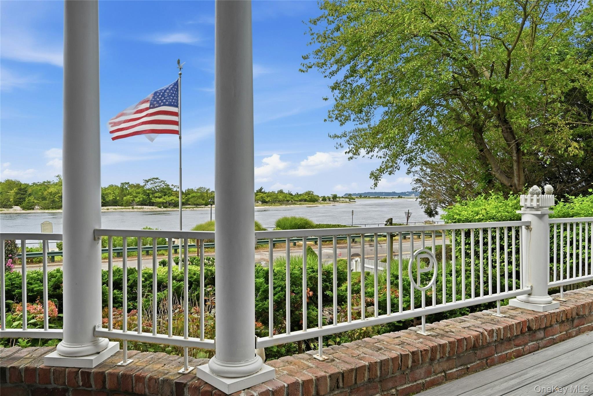 Single Family Shore Road  Suffolk County, NY 11790, MLS-1045318-39