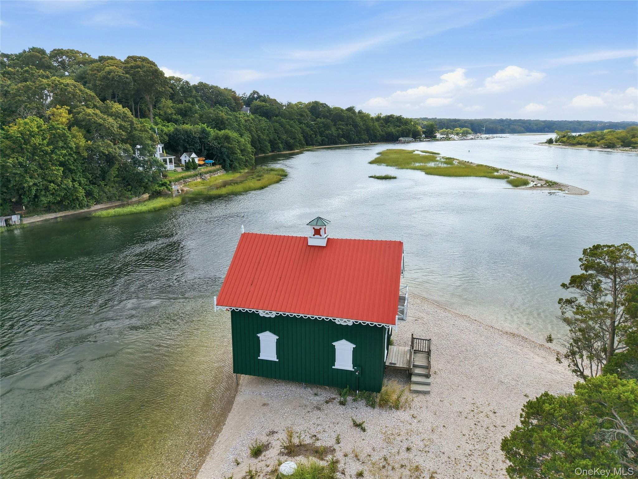 Single Family Shore Road  Suffolk County, NY 11790, MLS-1045318-47