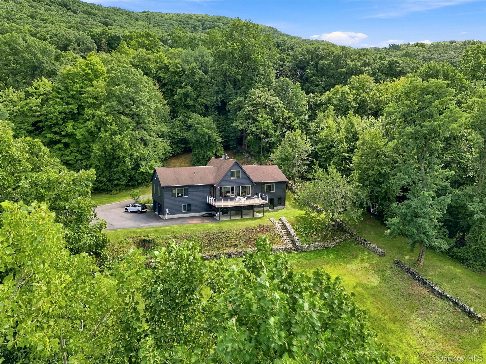 Single Family Blue Grass Lane  Dutchess County, NY 12508, MLS-1045332-20