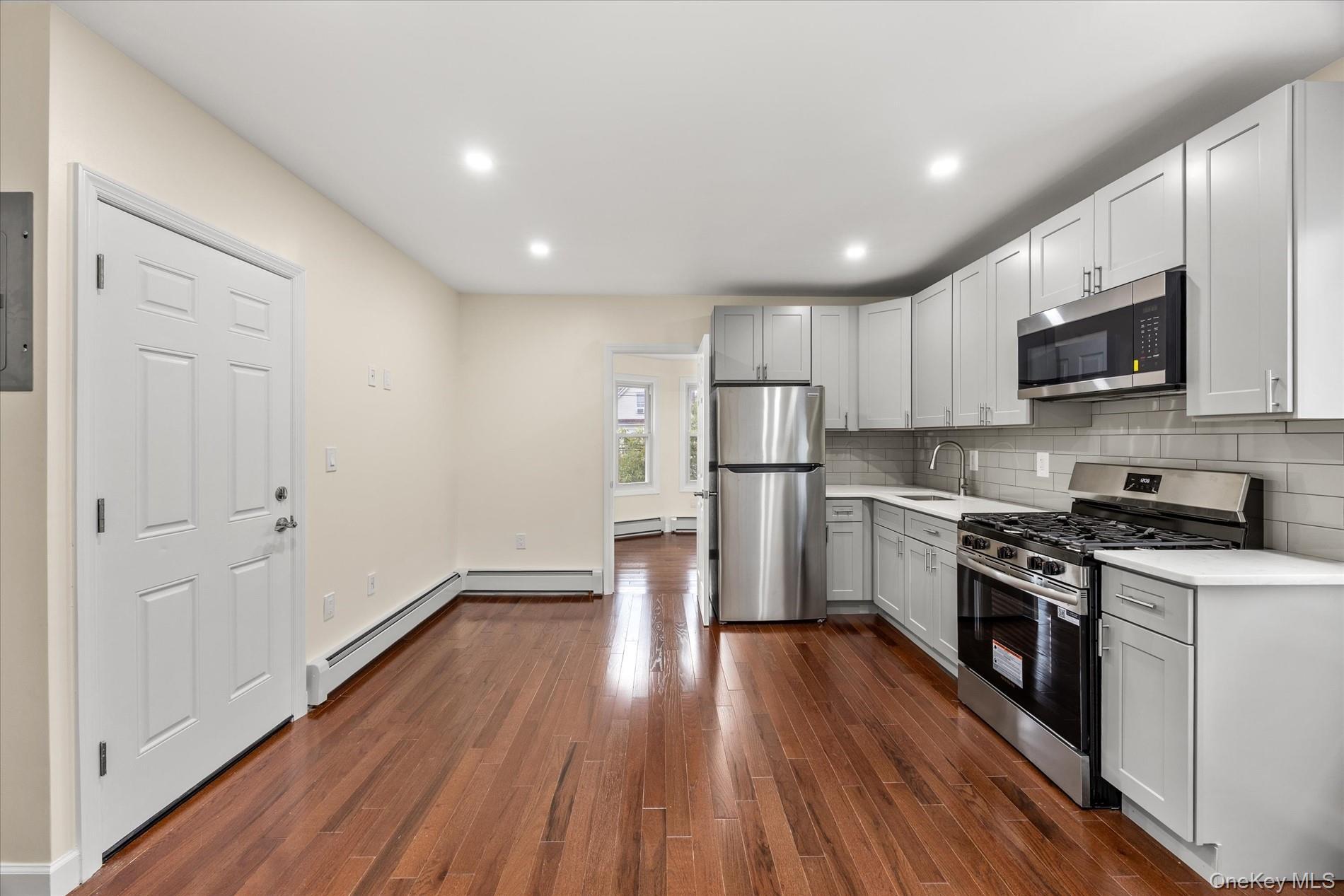 Single Family 116th Street  Queens, NY 11419, MLS-1045350-18
