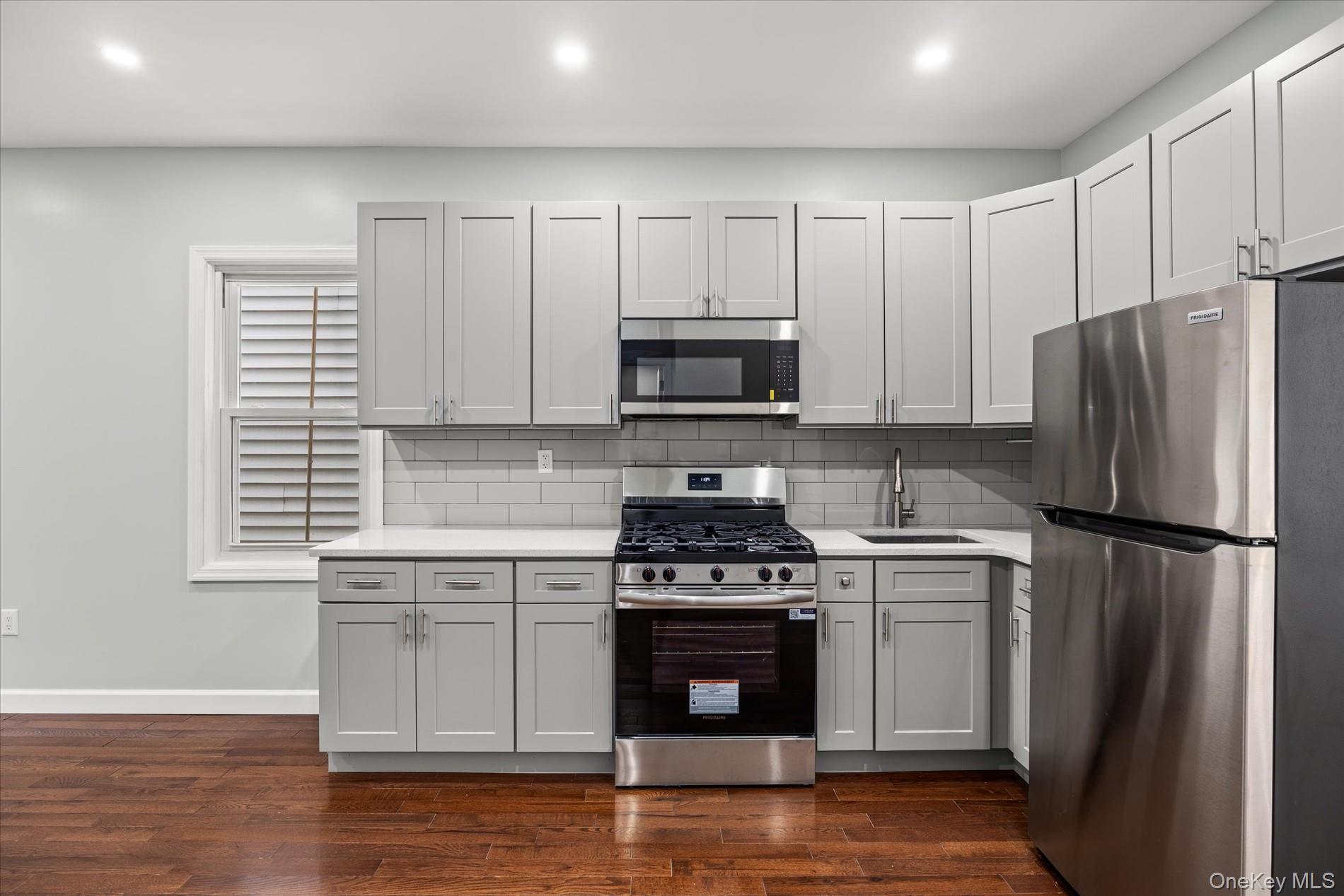 Single Family 116th Street  Queens, NY 11419, MLS-1045350-6