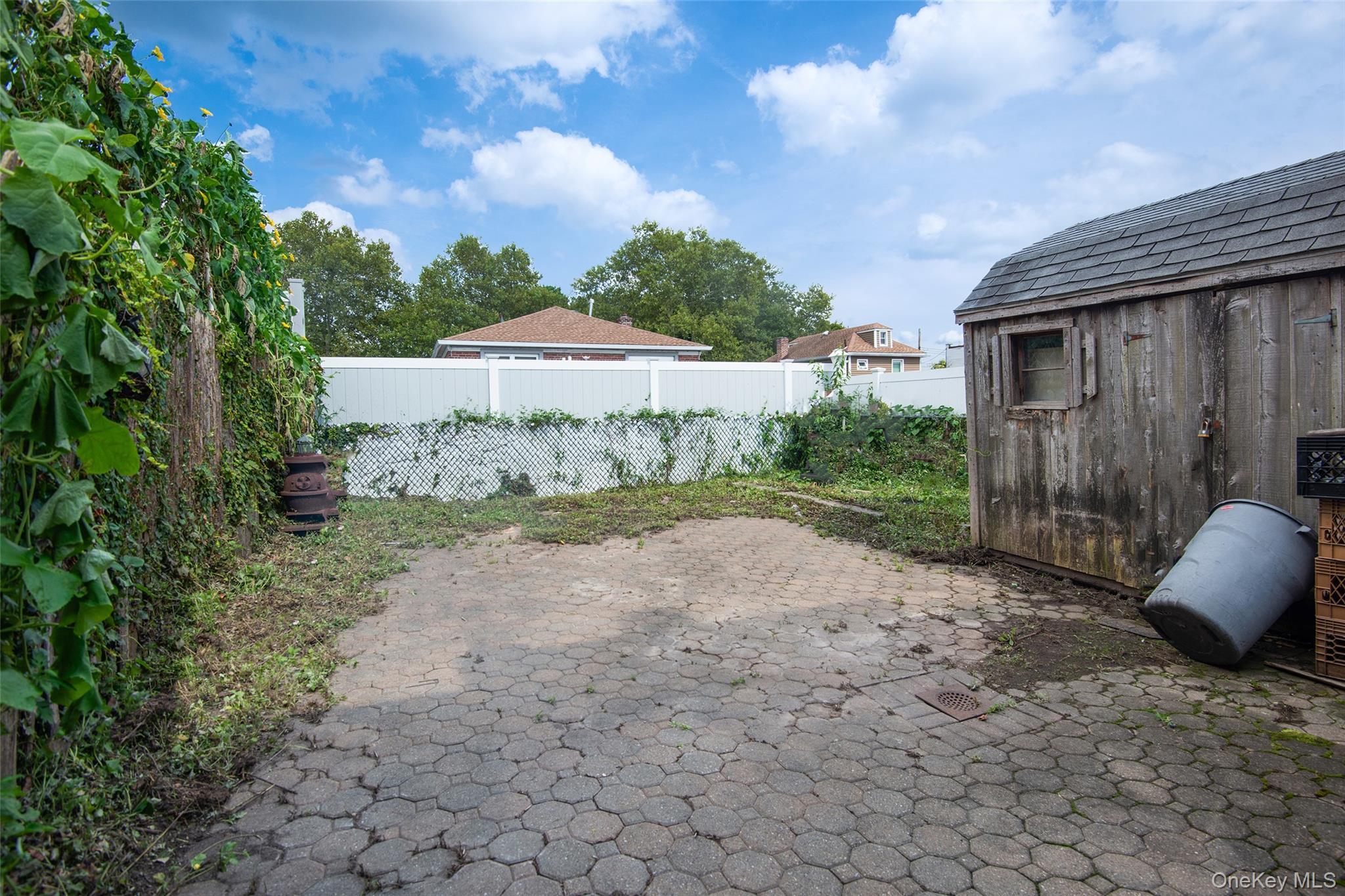 Single Family Hollywood Avenue  Bronx, NY 10465, MLS-1045353-19