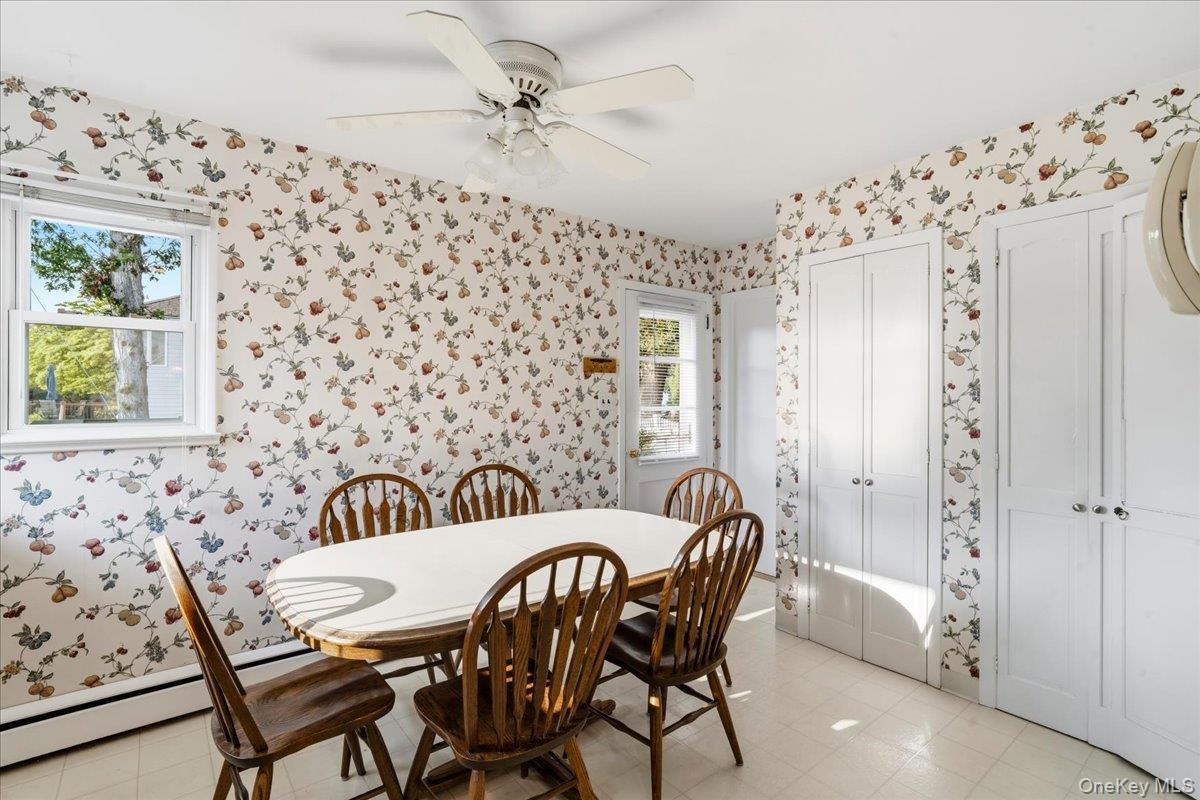 Single Family Meadow Lane Nassau County, NY 11783, MLS-1045377-17