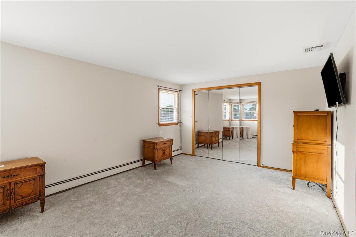 Single Family Meadow Lane Nassau County, NY 11783, MLS-1045377-36