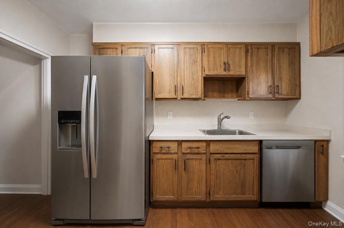 Single Family Furmanville Avenue  Queens, NY 11379, MLS-1045378-12