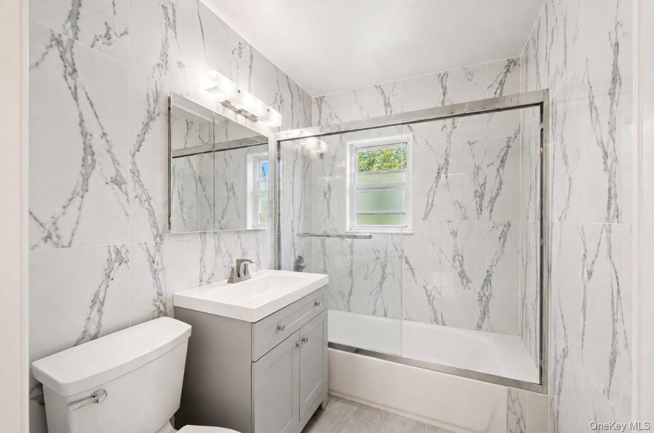 Single Family Furmanville Avenue  Queens, NY 11379, MLS-1045378-13