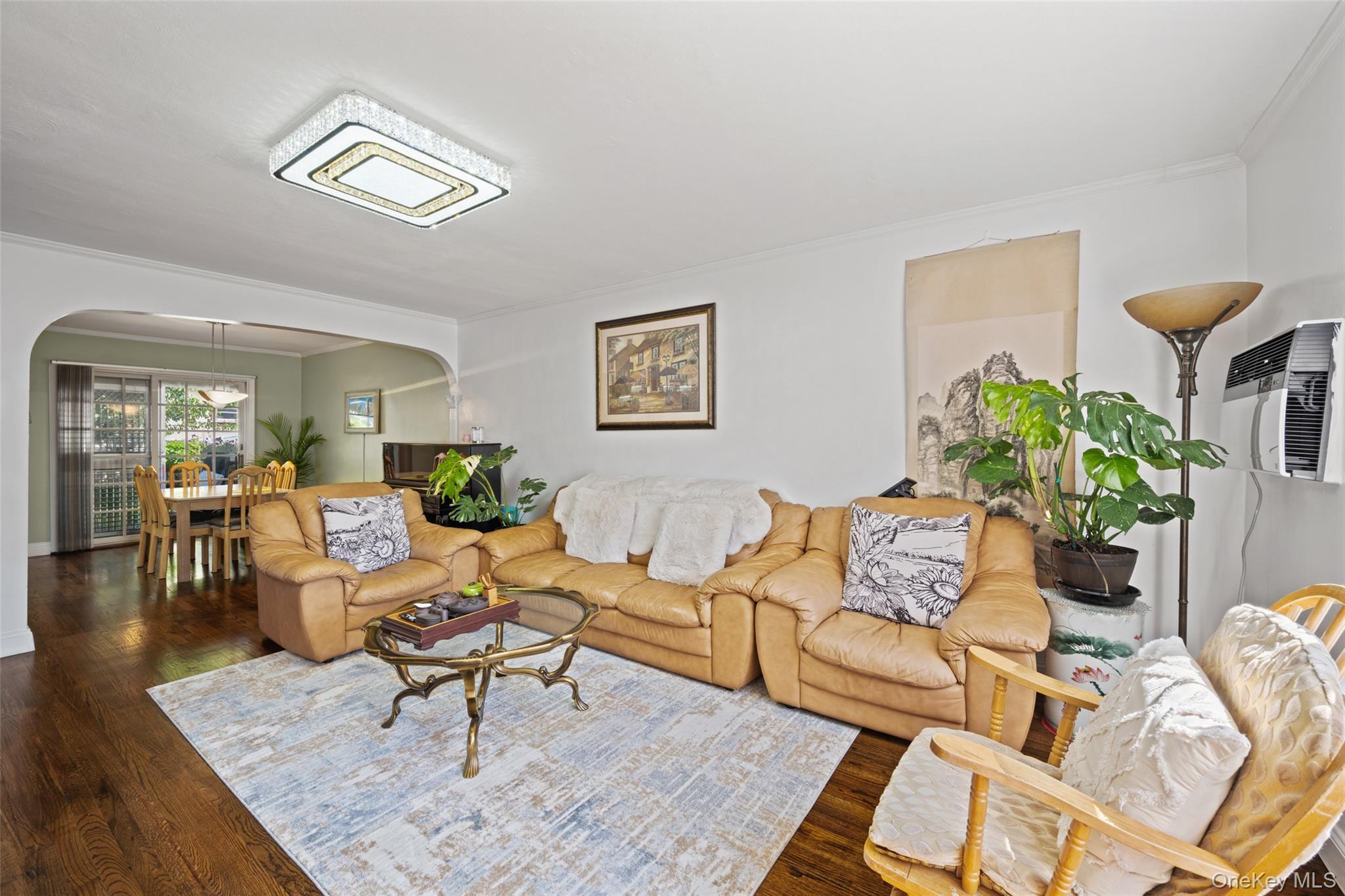 Single Family Furmanville Avenue  Queens, NY 11379, MLS-1045378-4