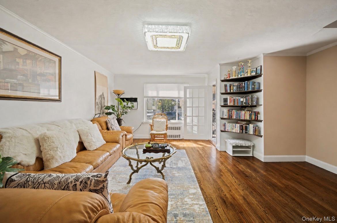 Single Family Furmanville Avenue  Queens, NY 11379, MLS-1045378-6