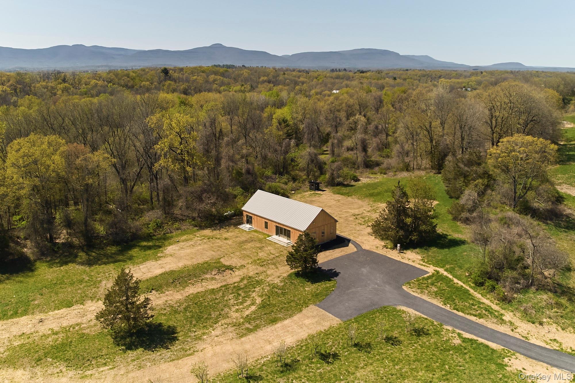 Single Family Fox Lane Dutchess County, NY 12583, MLS-1045384-31