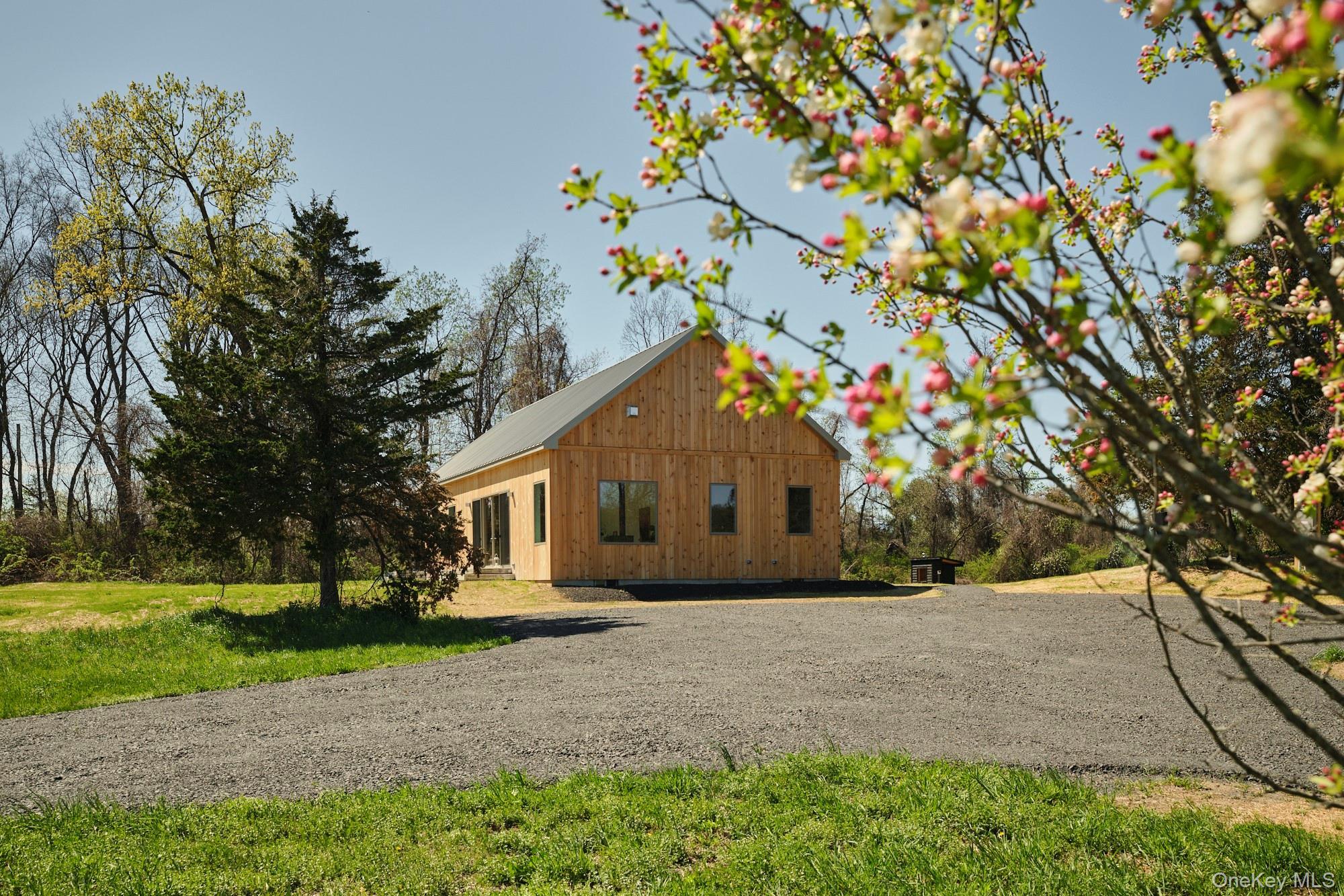 Single Family Fox Lane Dutchess County, NY 12583, MLS-1045384-41