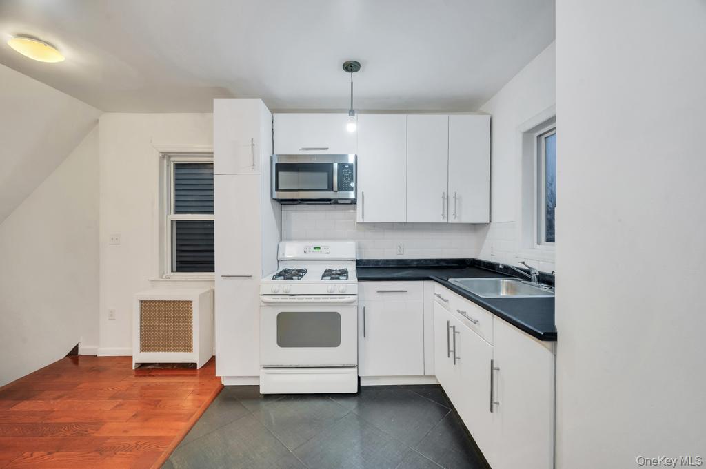 Single Family 131st Street Queens, NY 11418, MLS-1045386-15
