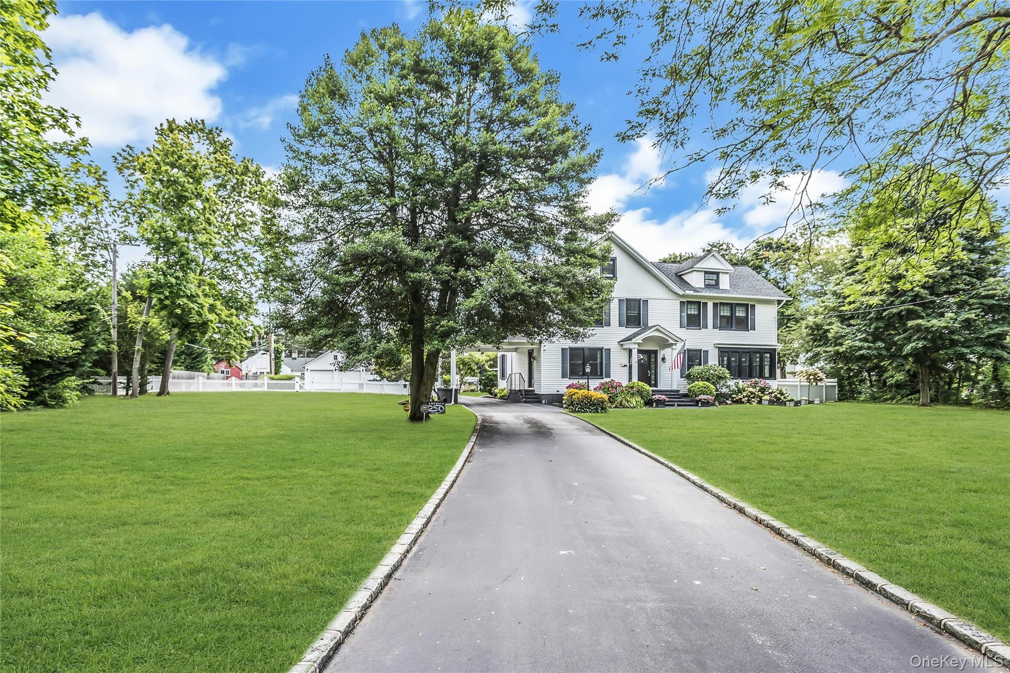 Single Family S Penataquit Avenue Suffolk County, NY 11706, MLS-1045401-3