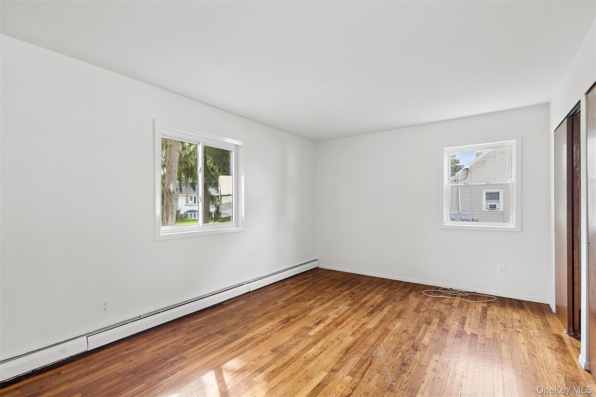 Single Family Park Avenue  Suffolk County, NY 11720, MLS-1045406-16