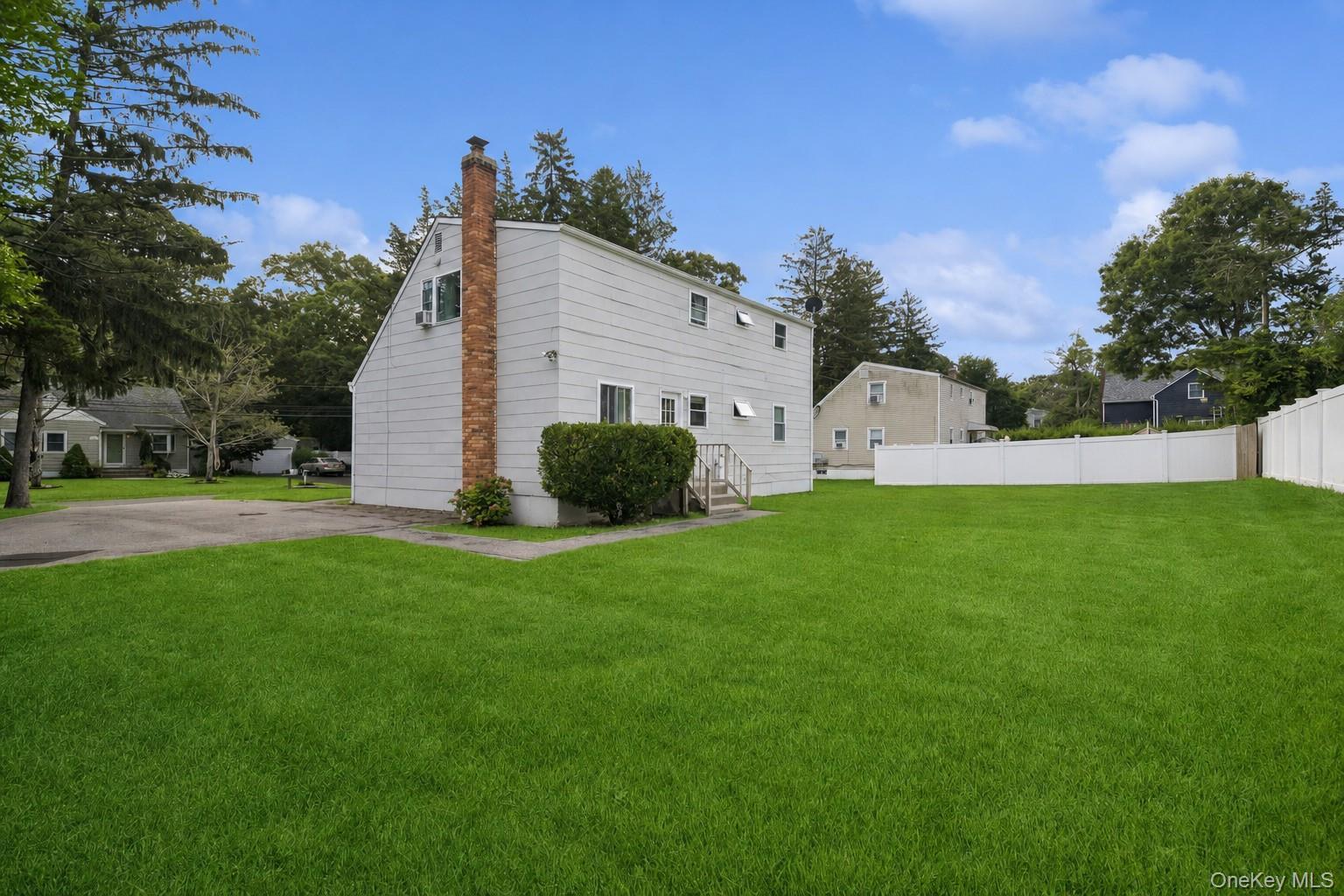 Single Family Park Avenue  Suffolk County, NY 11720, MLS-1045406-35