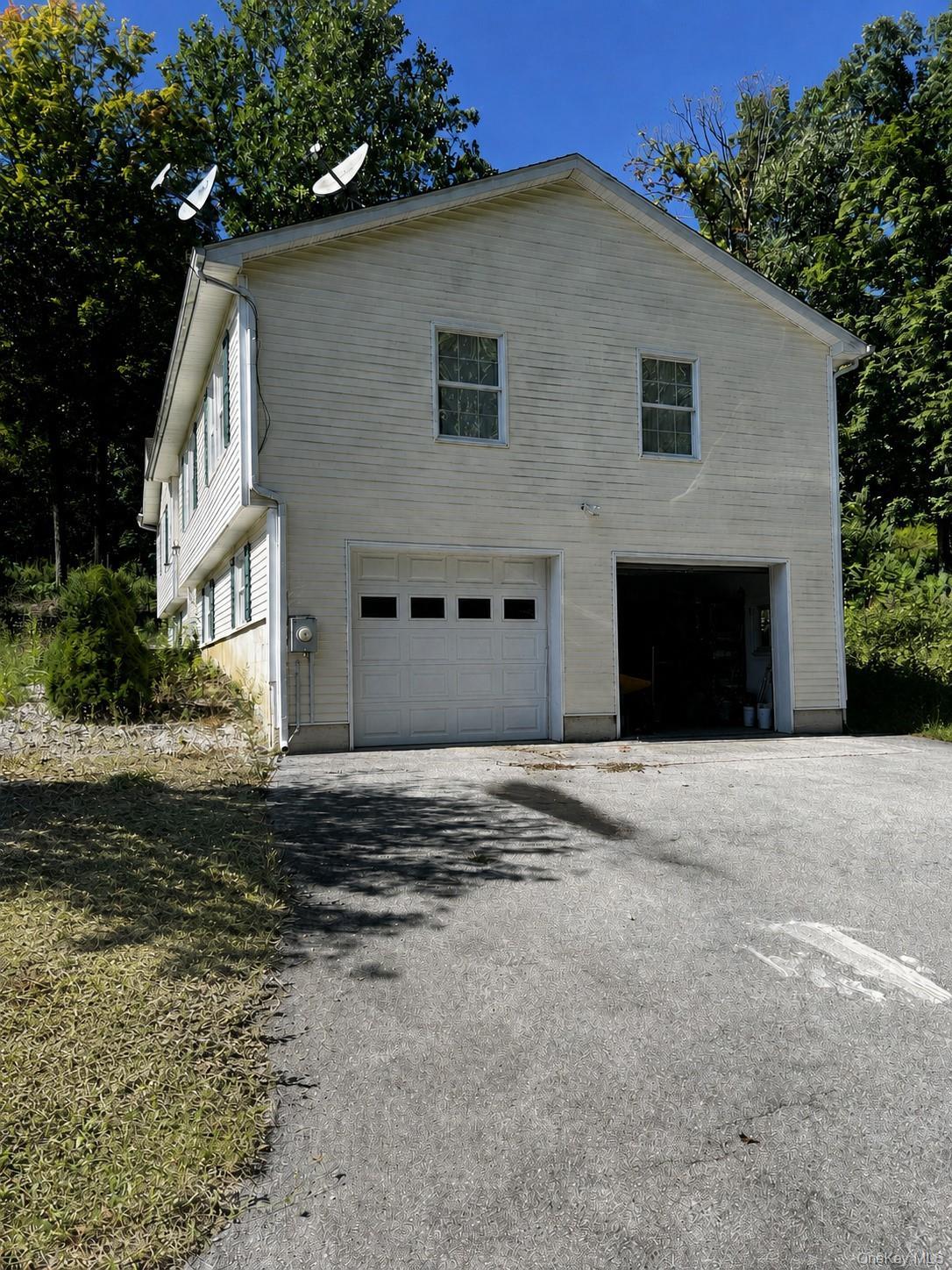 Single Family O'halloran Circle  Dutchess County, NY 12569, MLS-1045407-3