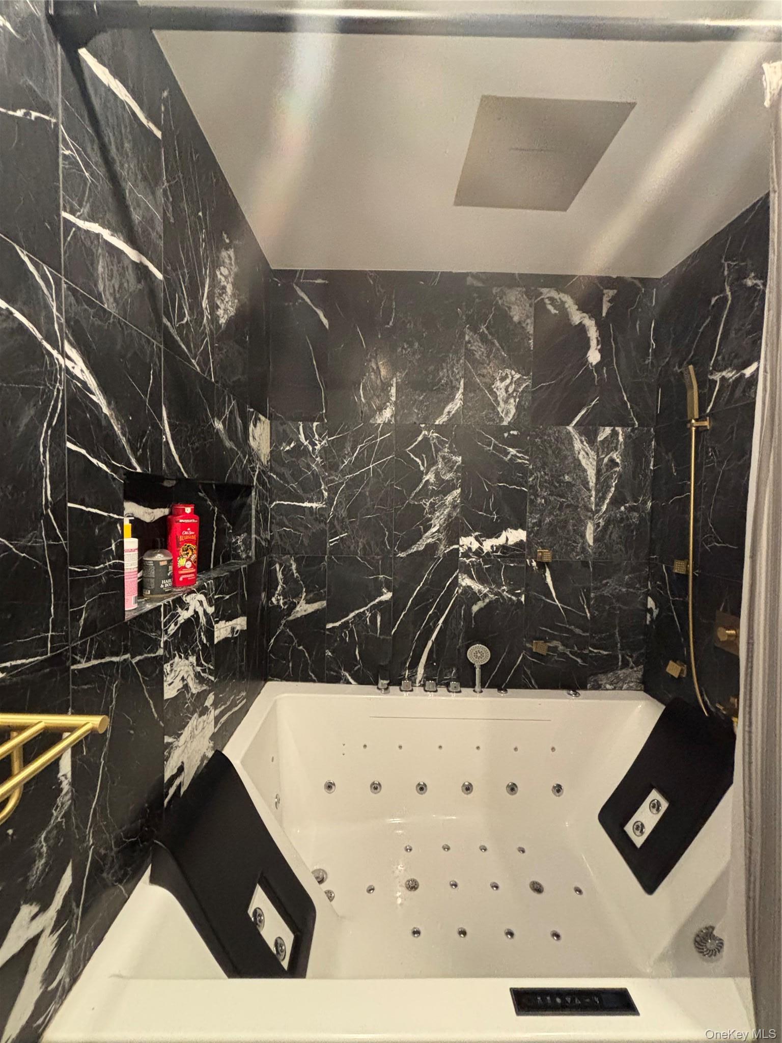Apartment Flatbush Avenue  Brooklyn, NY 11210, MLS-1045416-12