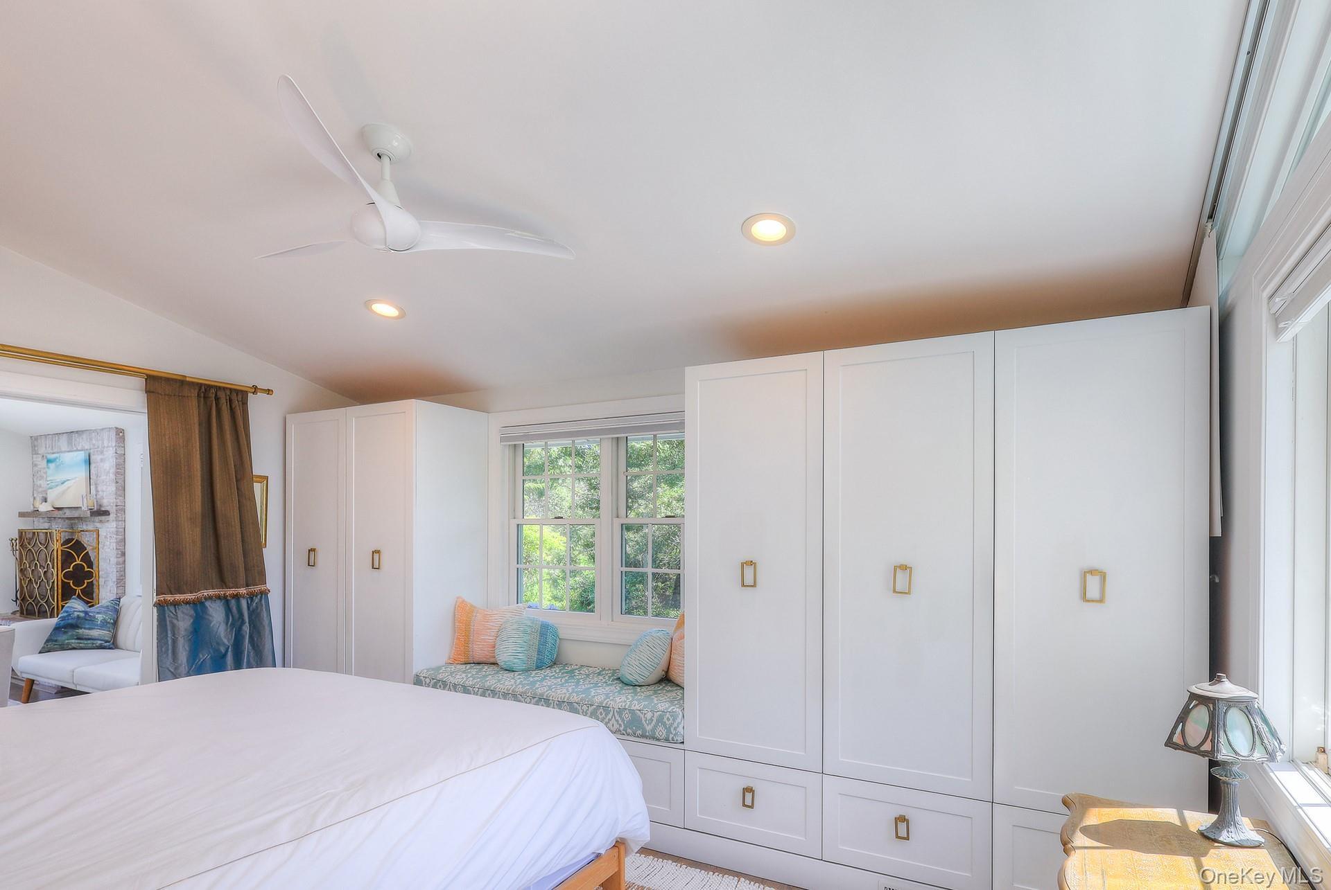 Single Family Cliff Road  Suffolk County, NY 11930, MLS-1045420-24