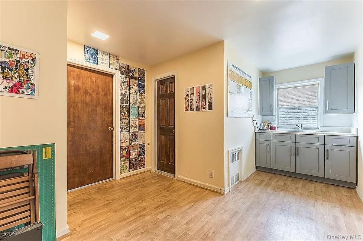 Single Family 168th Street  Queens, NY 11432, MLS-1045423-8