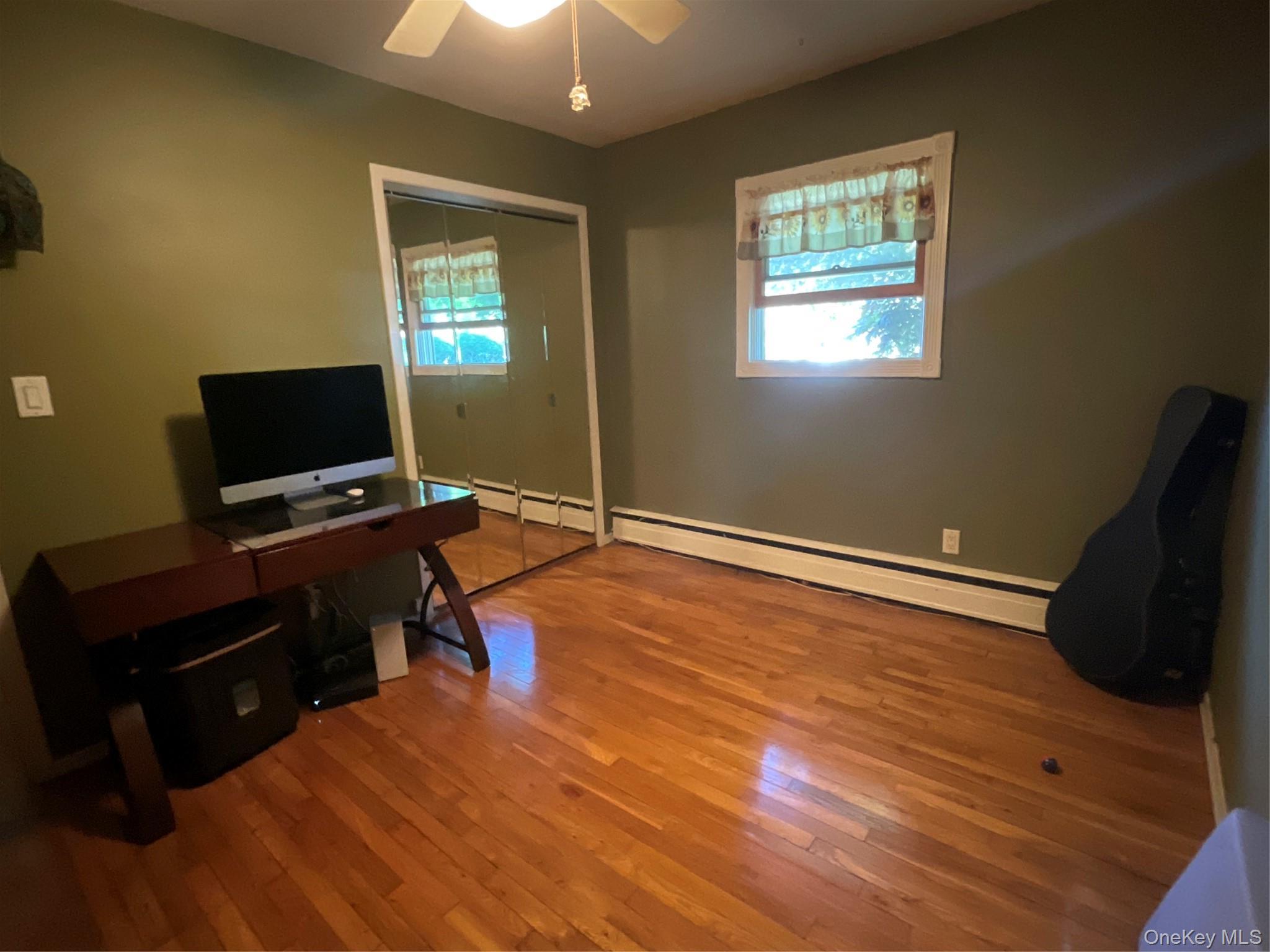 Single Family Pleasant Avenue Nassau County, NY 11735, MLS-1045429-15