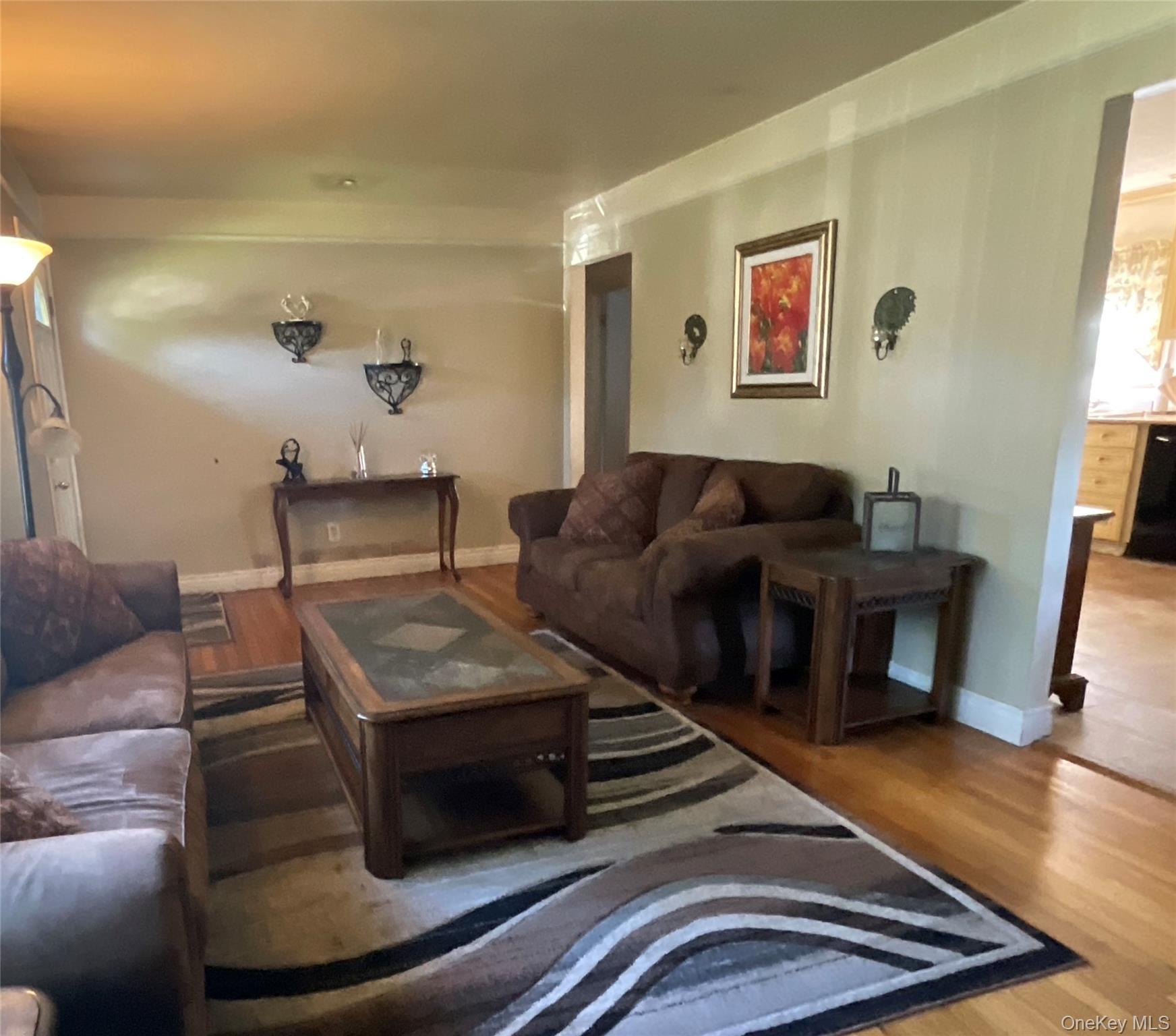 Single Family Pleasant Avenue Nassau County, NY 11735, MLS-1045429-3