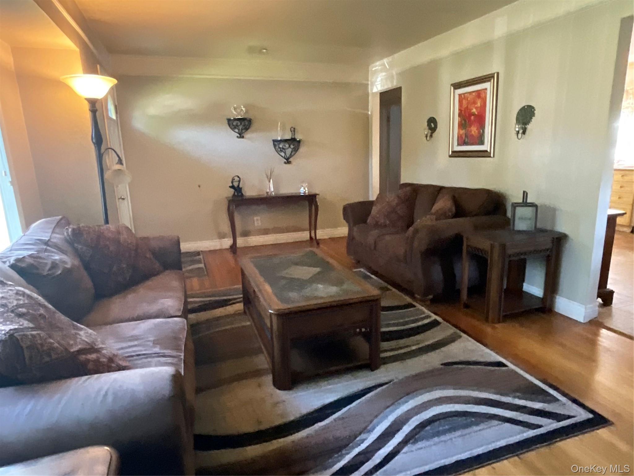 Single Family Pleasant Avenue Nassau County, NY 11735, MLS-1045429-4