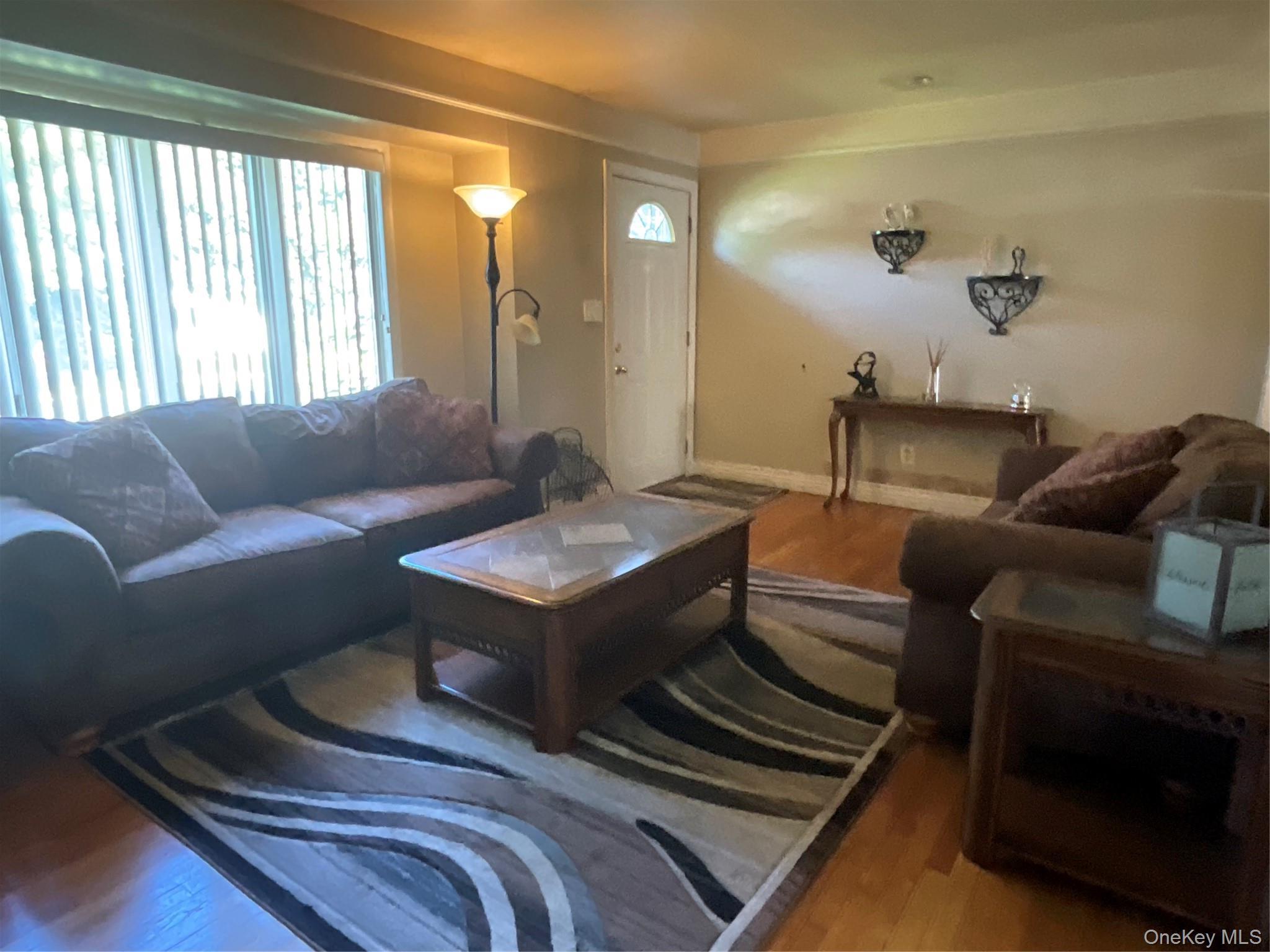 Single Family Pleasant Avenue Nassau County, NY 11735, MLS-1045429-5